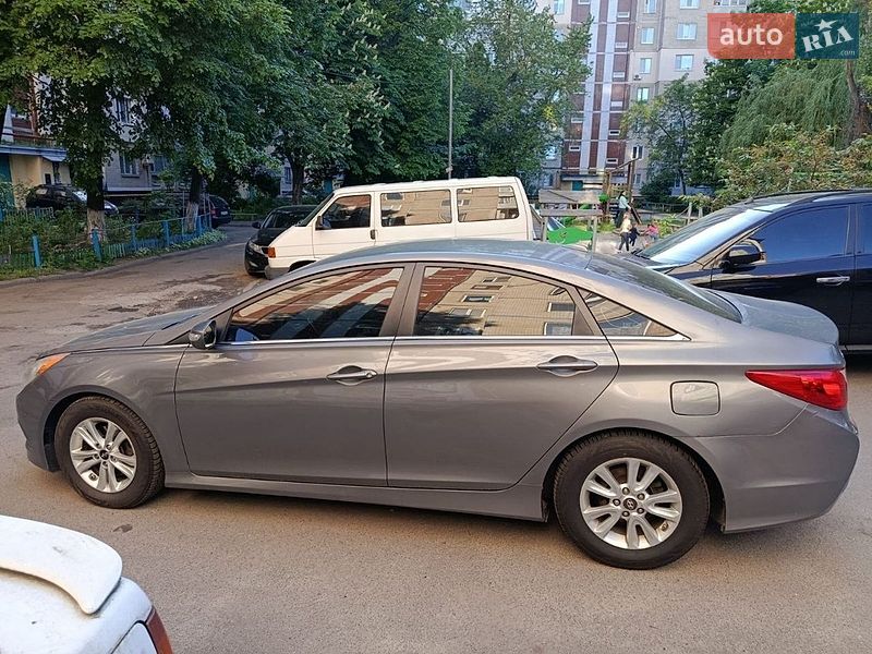 Седан Hyundai Sonata 2014 в Киеве