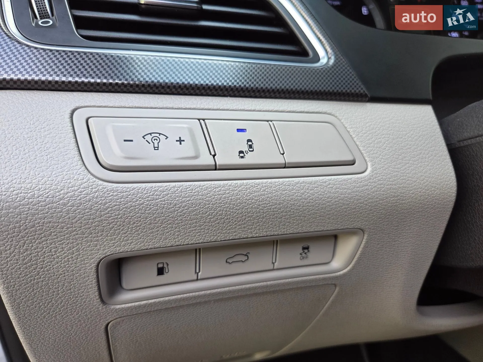 2014 Hyundai Sonata - мініатюра 27