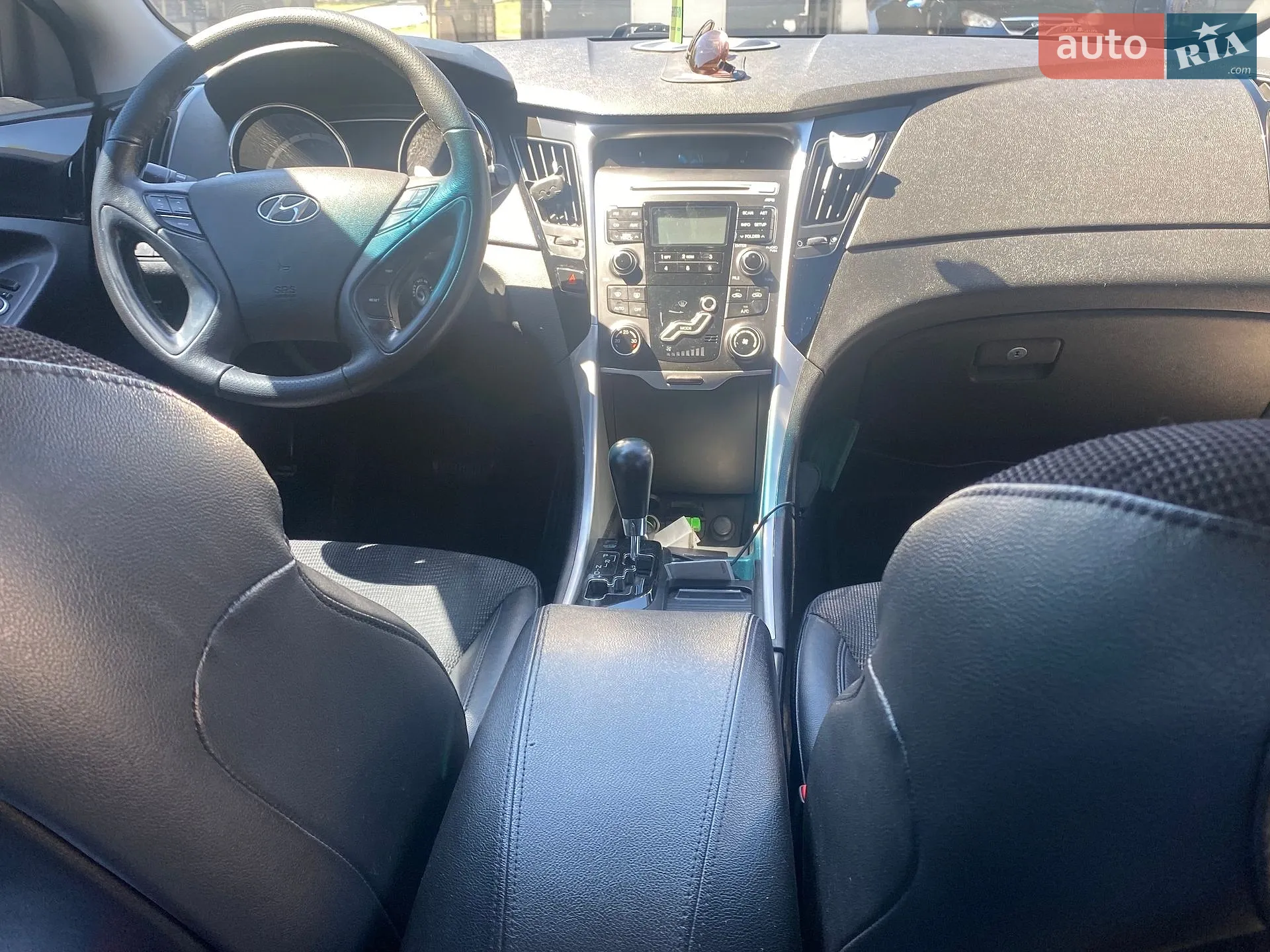 2010 Hyundai Sonata - мініатюра 20
