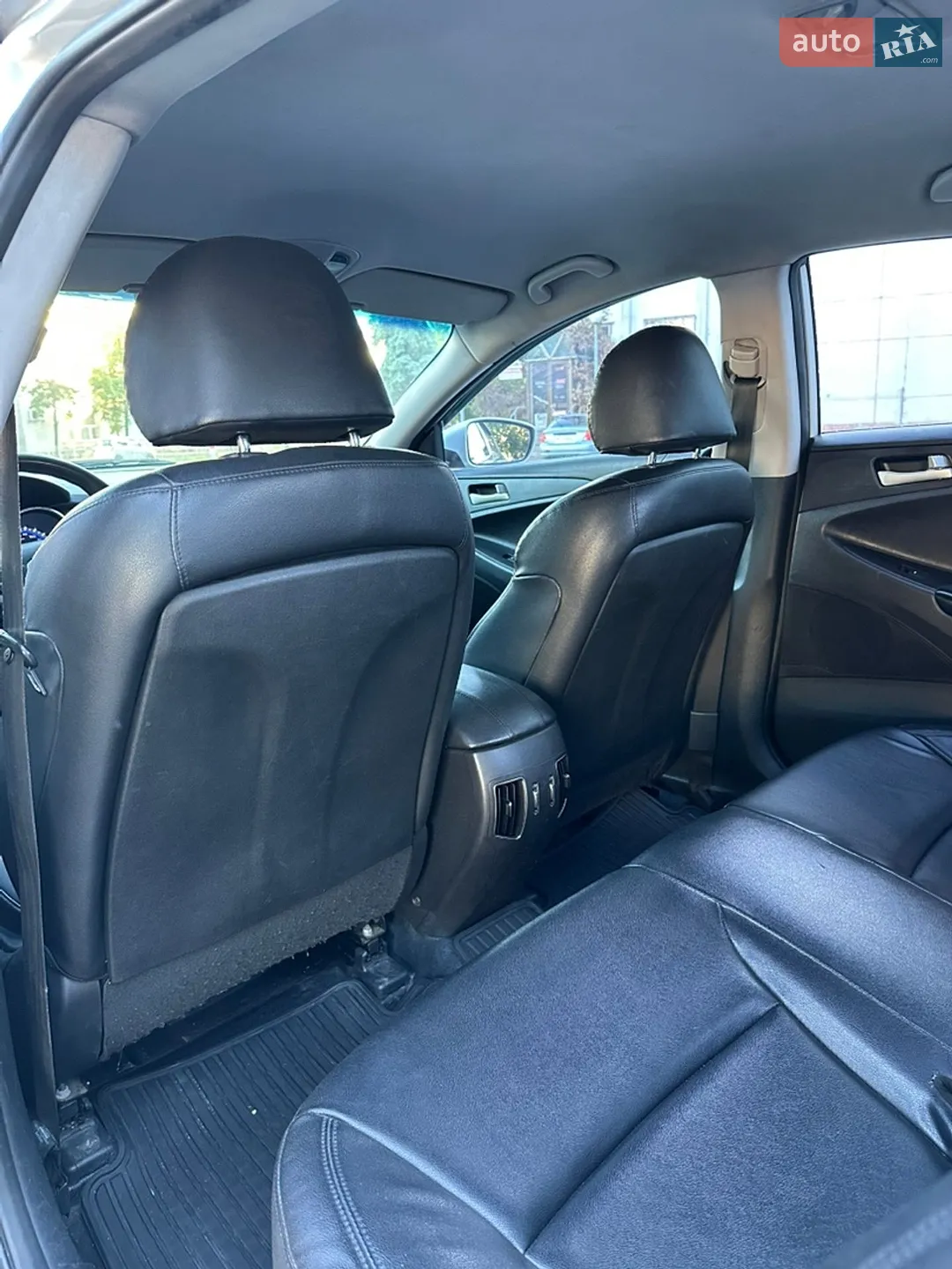 2013 Hyundai Sonata - мініатюра 21