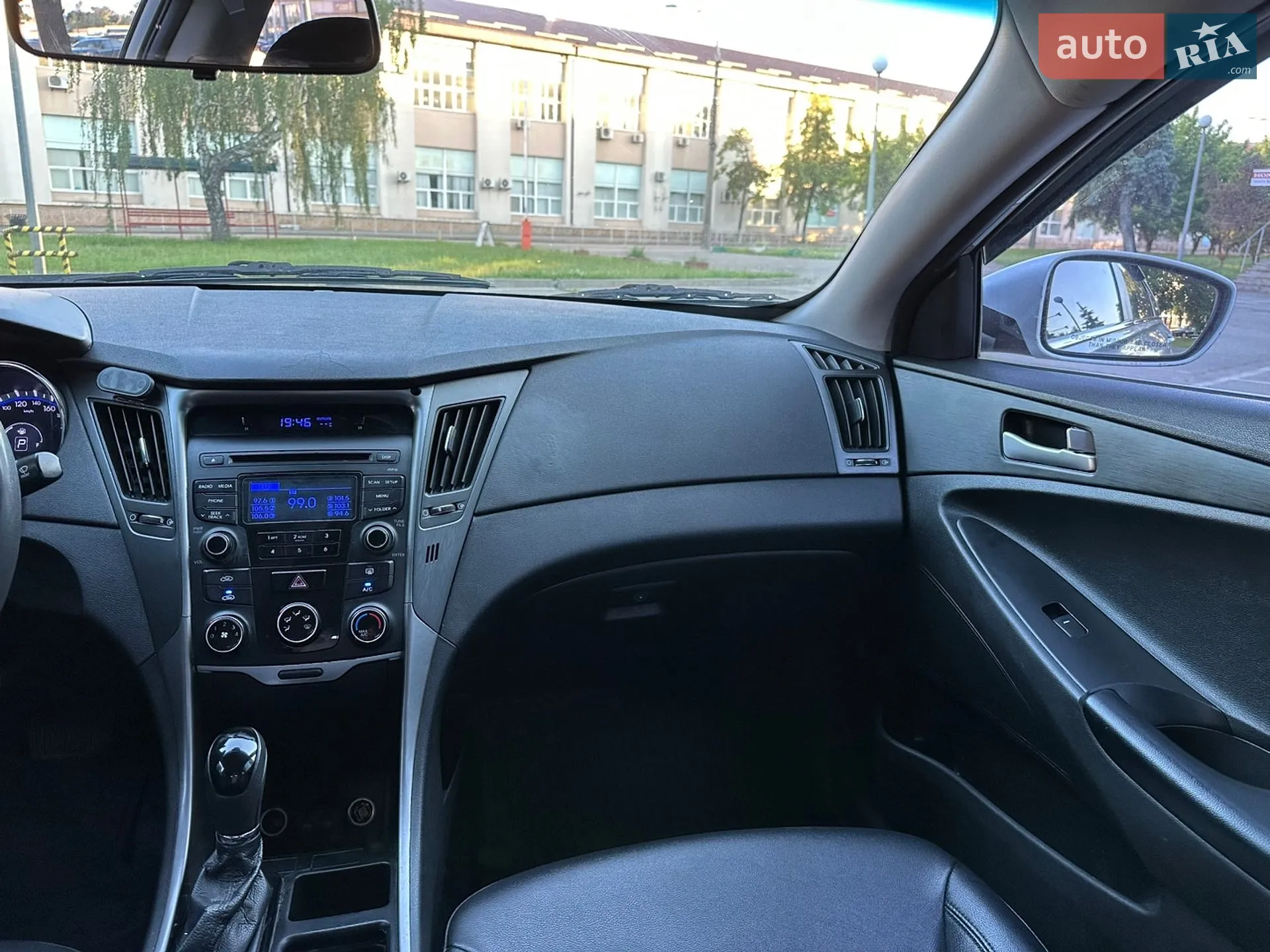 2013 Hyundai Sonata - мініатюра 30