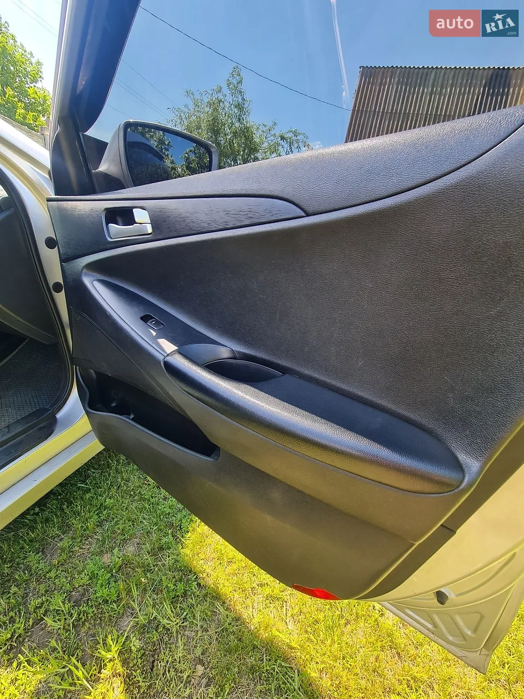 2013 Hyundai Sonata - мініатюра 23