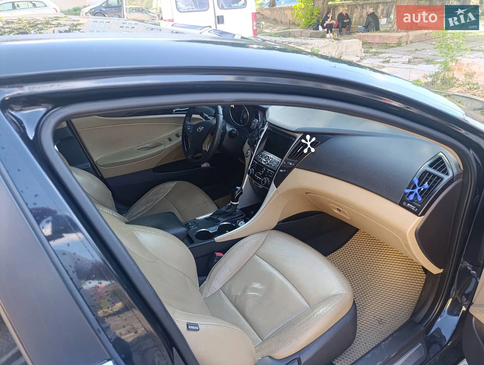 2011 Hyundai Sonata - мініатюра 6