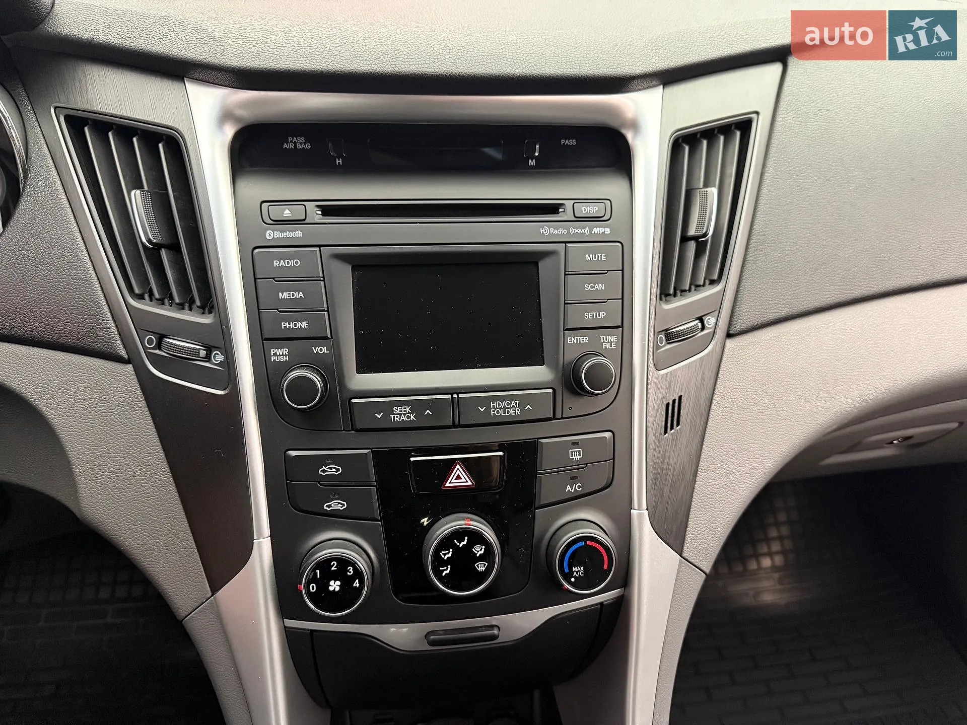 2014 Hyundai Sonata - мініатюра 16