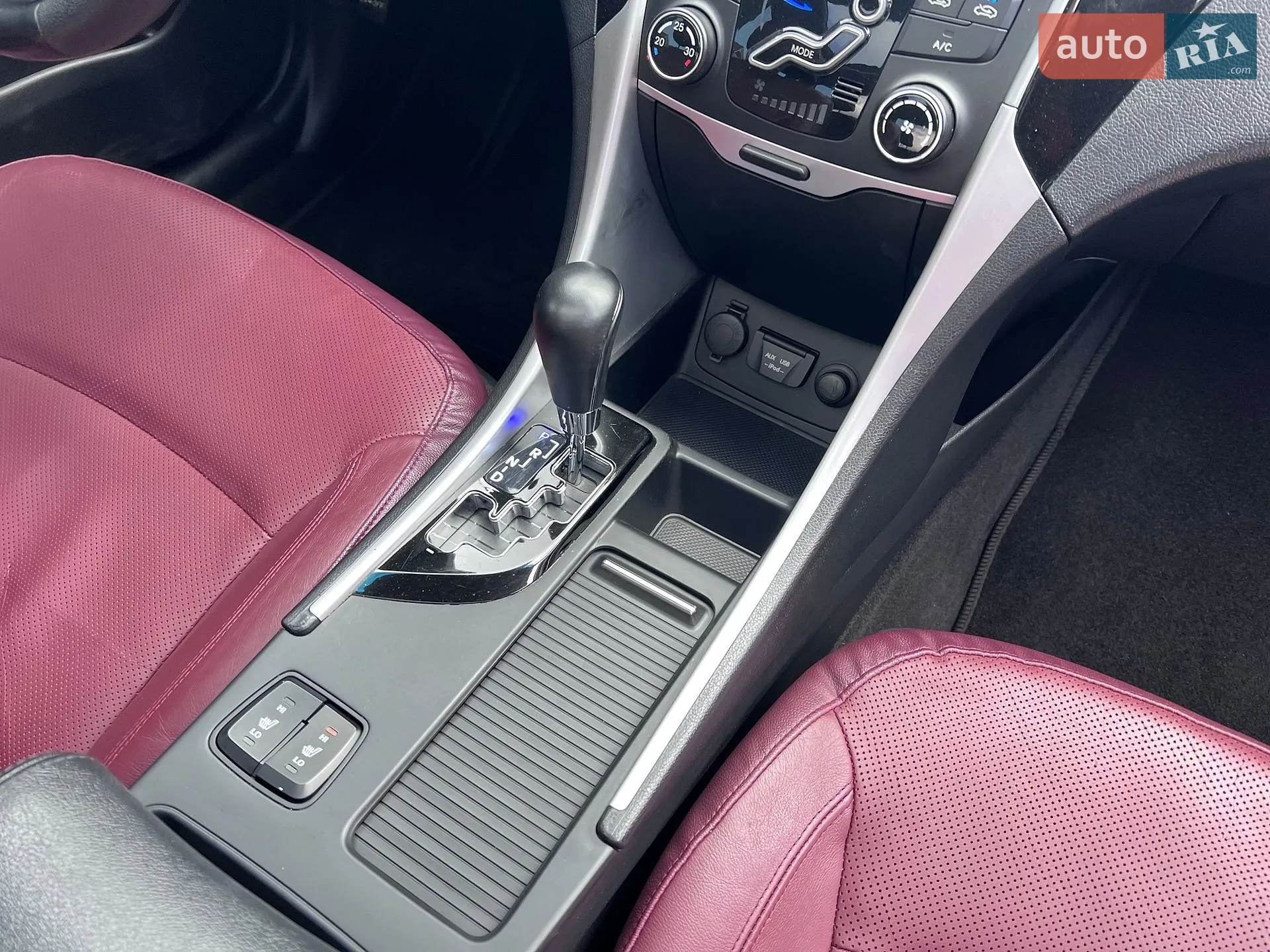 2011 Hyundai Sonata - мініатюра 45
