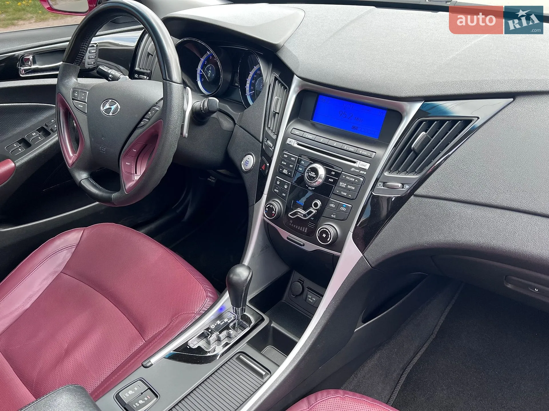 2011 Hyundai Sonata - мініатюра 38