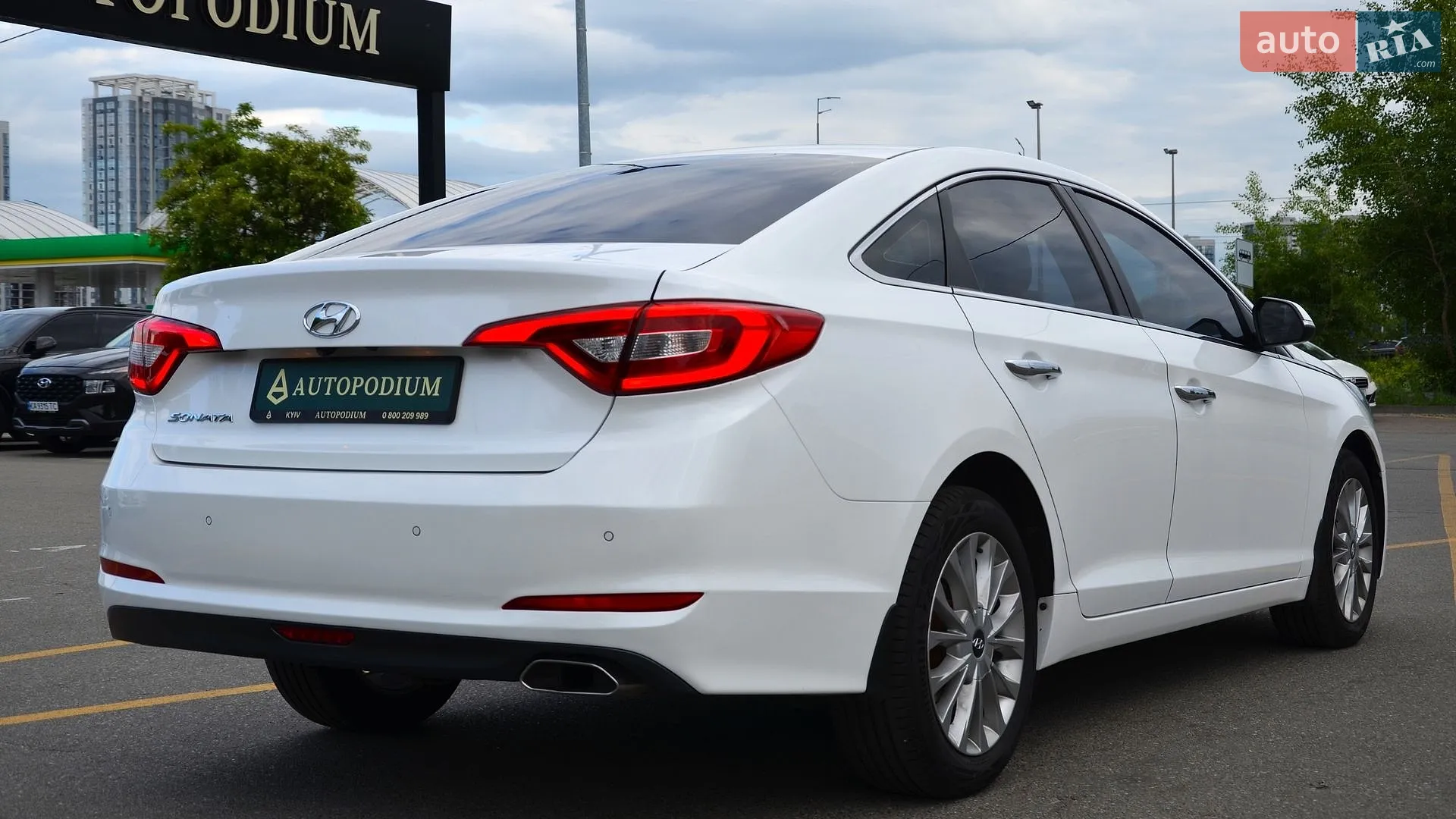 2016 Hyundai Sonata - мініатюра 11