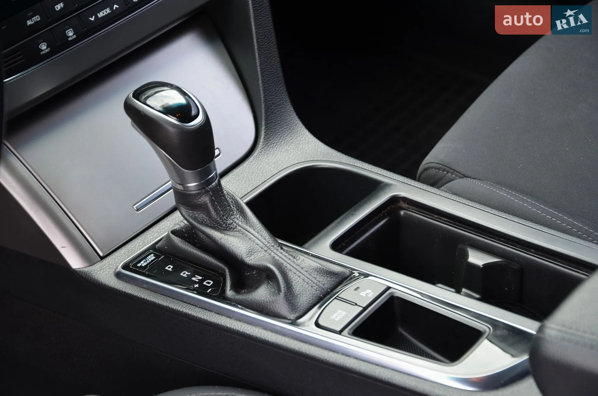 2016 Hyundai Sonata - мініатюра 24