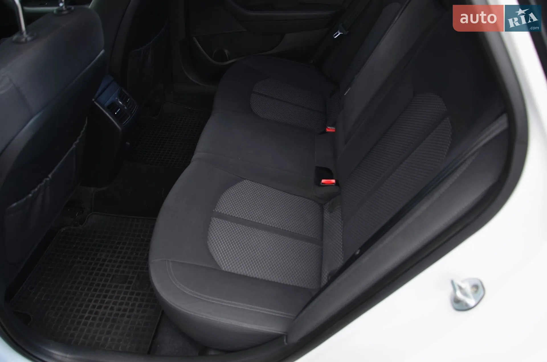 2016 Hyundai Sonata - мініатюра 36