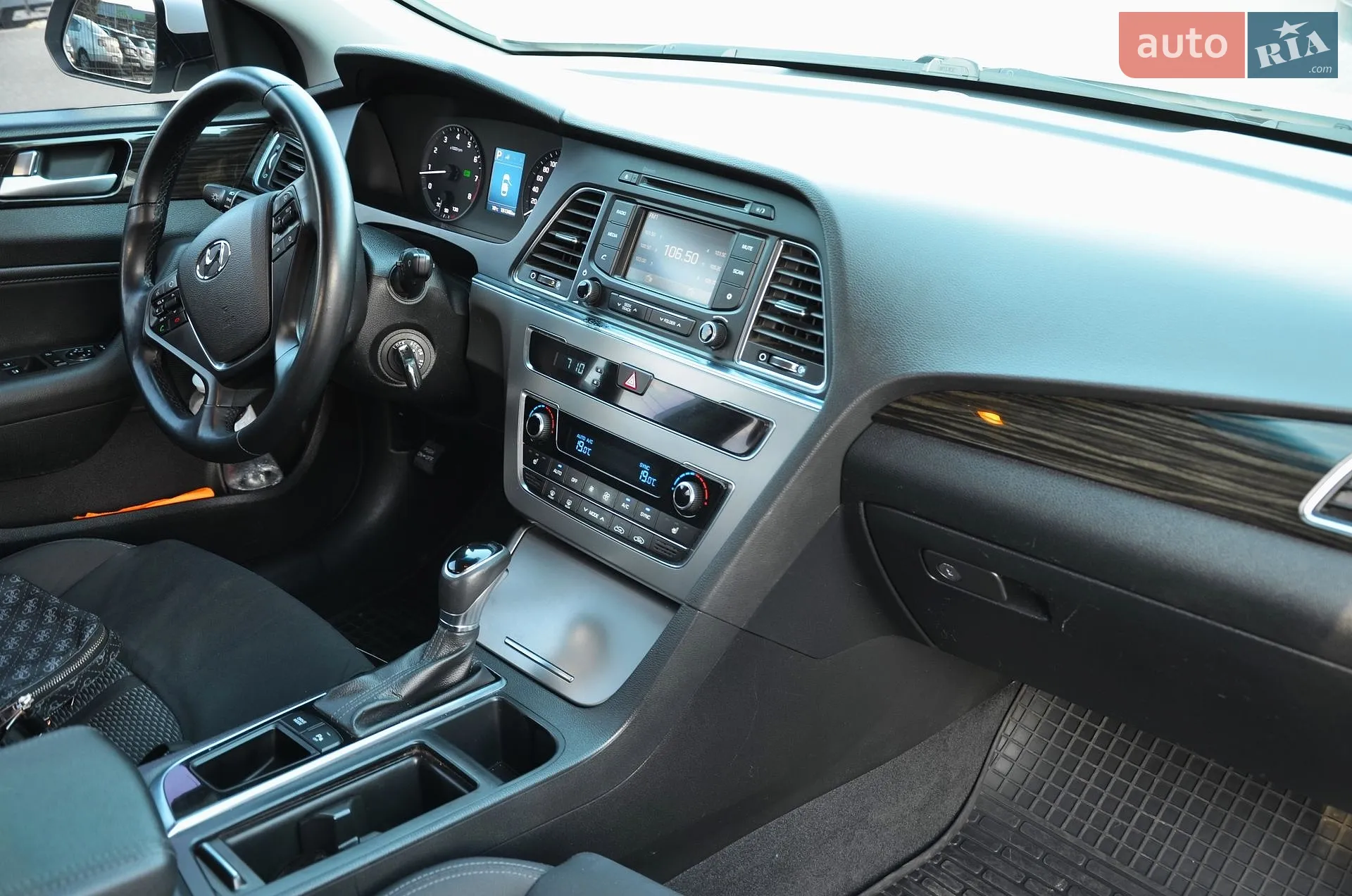 2016 Hyundai Sonata - мініатюра 44