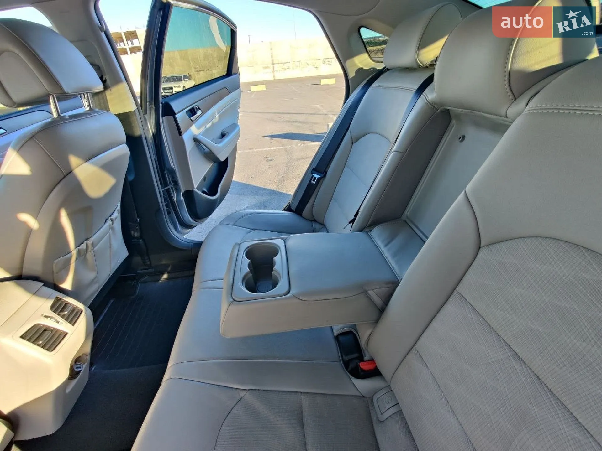 2015 Hyundai Sonata - мініатюра 9