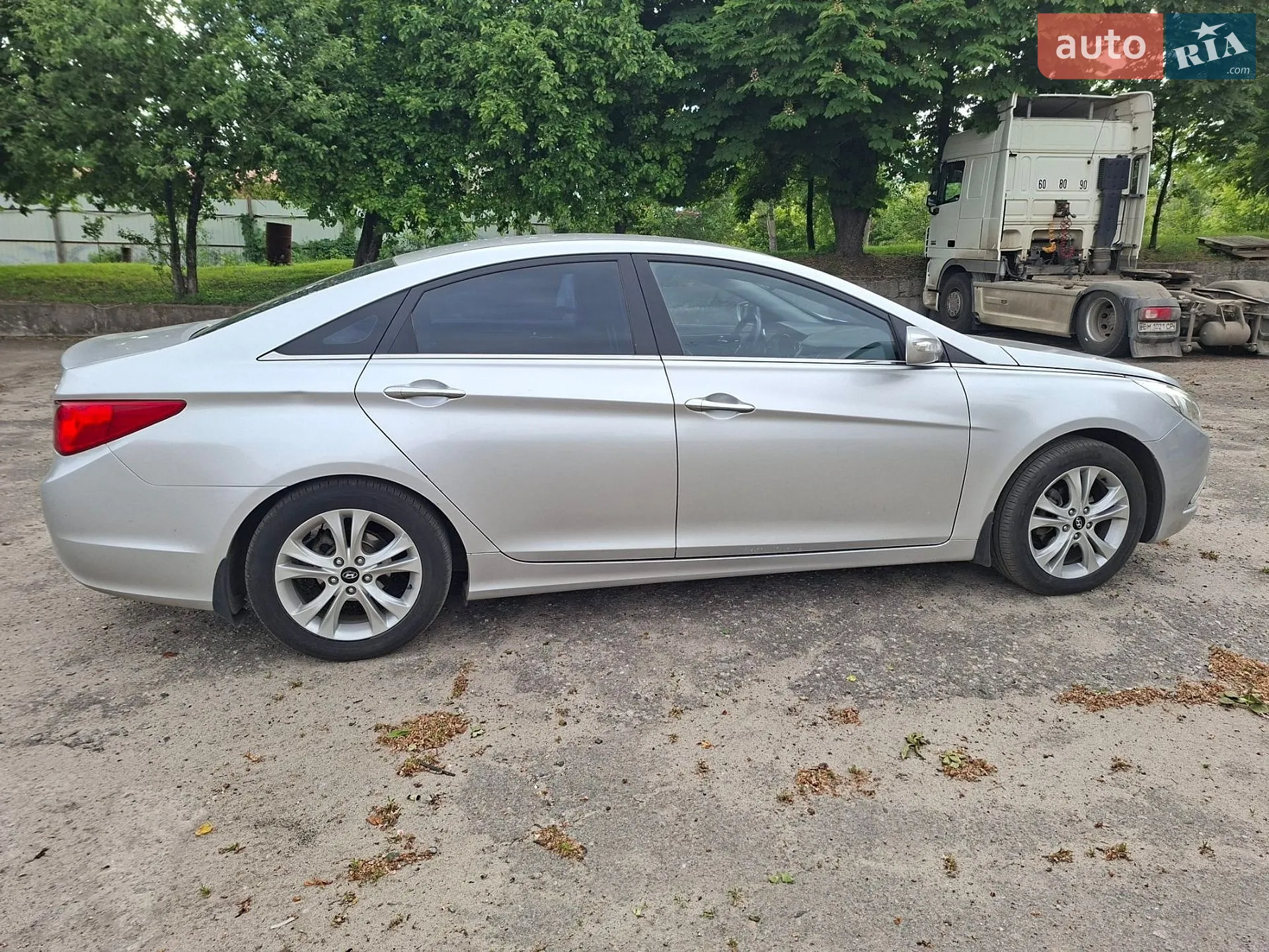 2010 Hyundai Sonata - мініатюра 2