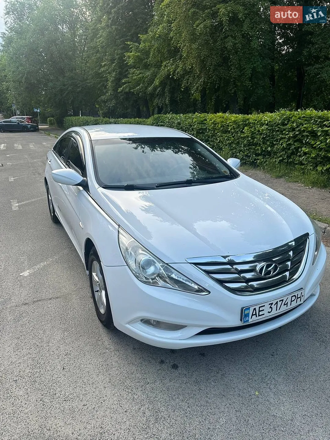 2011 Hyundai Sonata - мініатюра 2