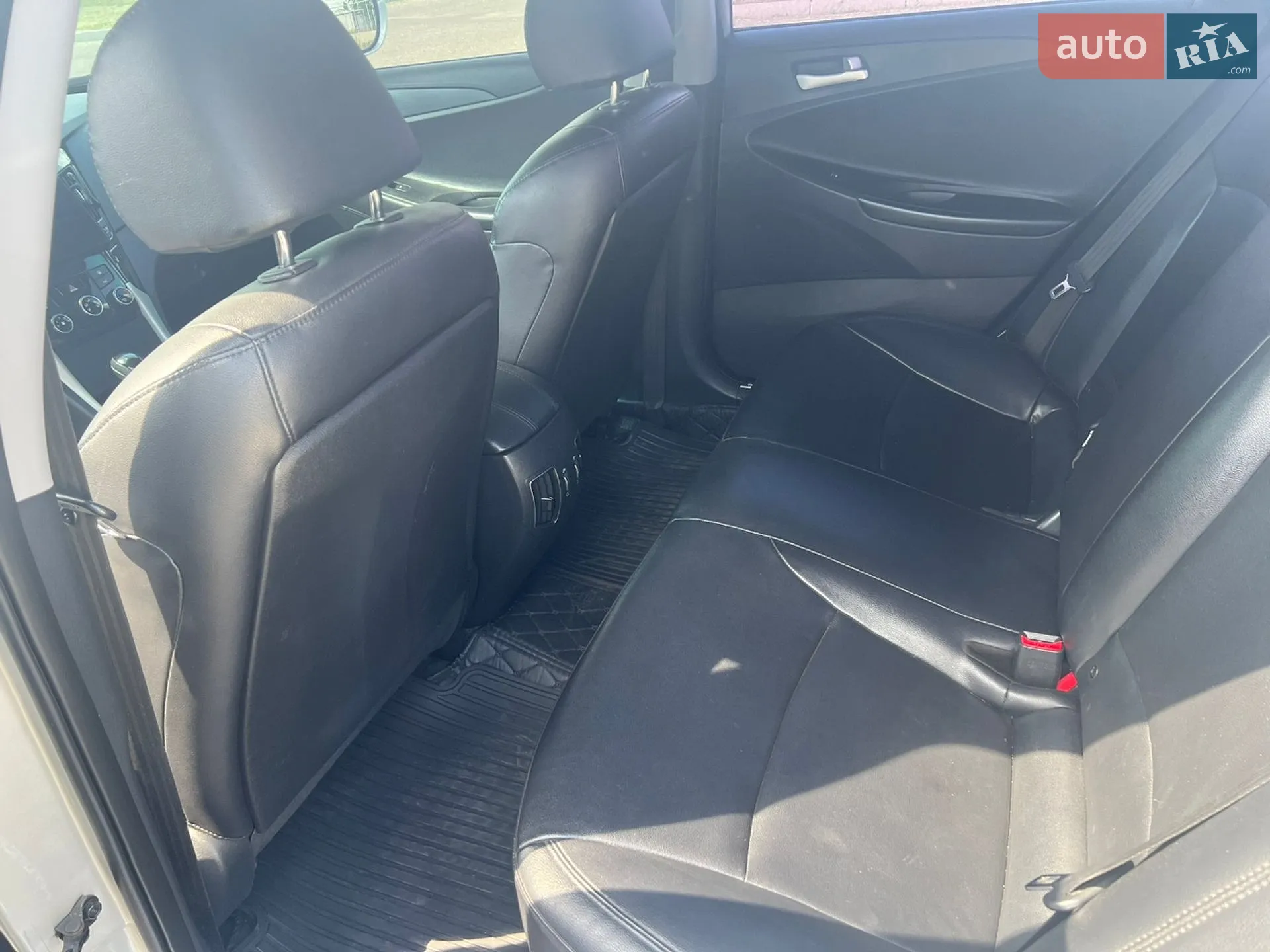 2014 Hyundai Sonata - мініатюра 9