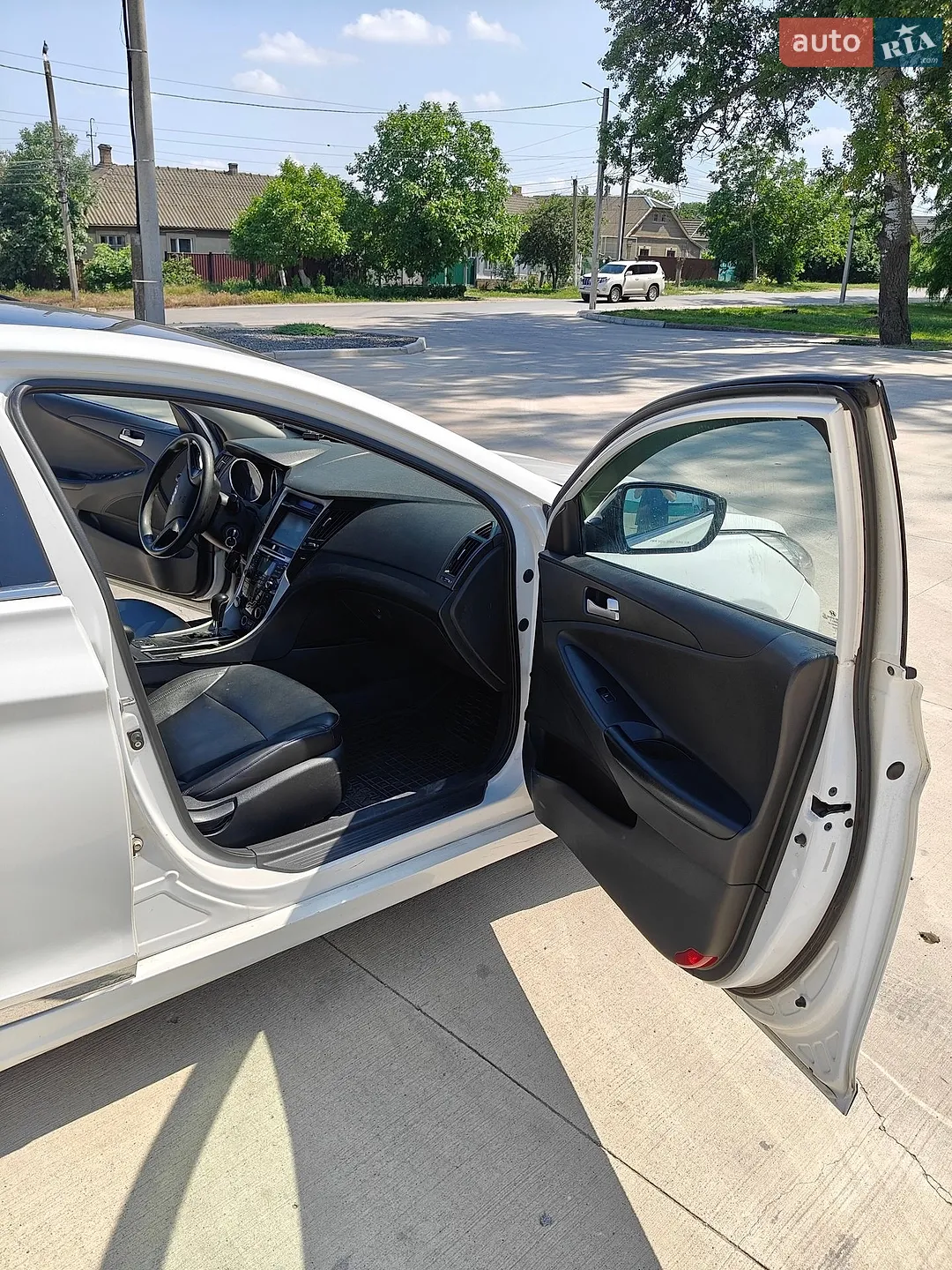 2010 Hyundai Sonata - мініатюра 9