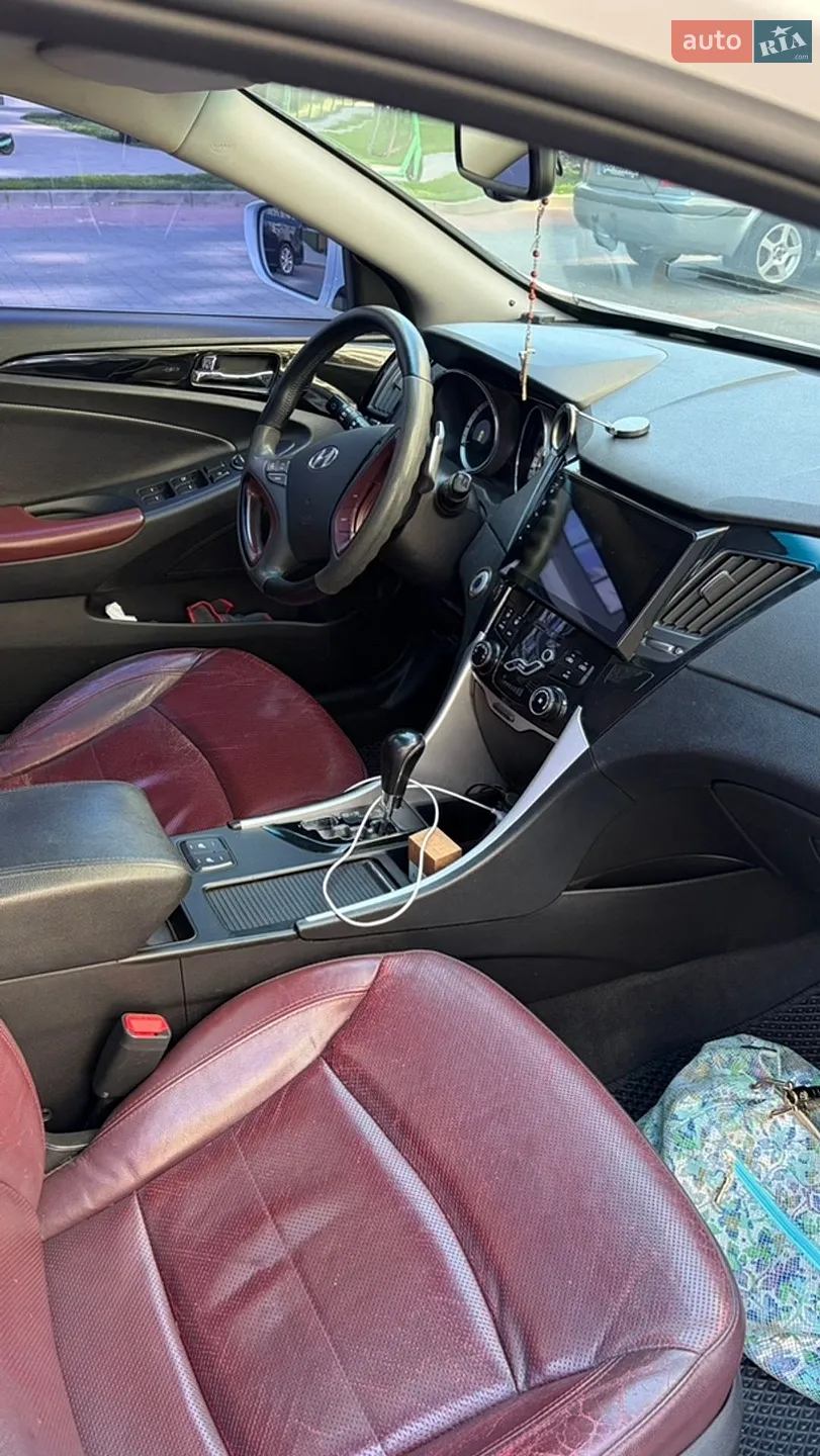 2011 Hyundai Sonata - мініатюра 6