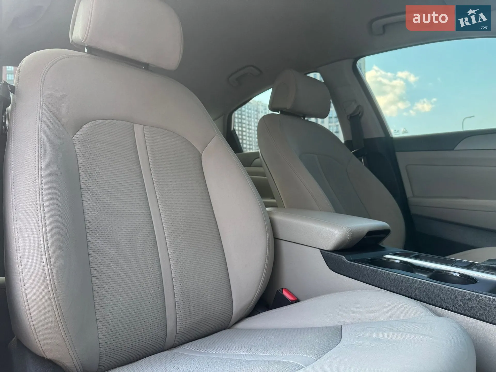 2015 Hyundai Sonata - мініатюра 48