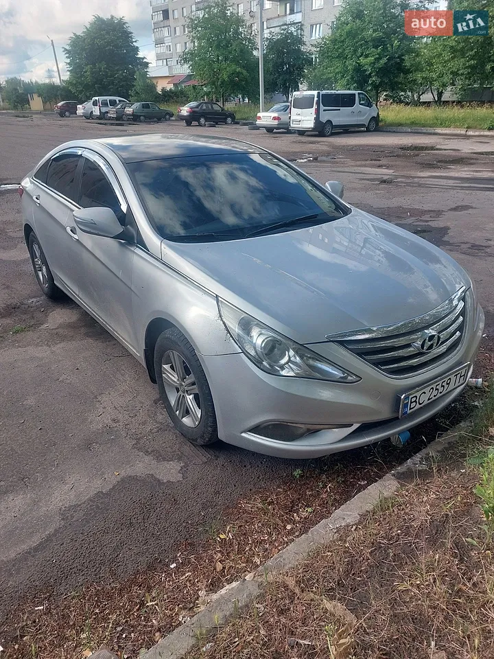 2013 Hyundai Sonata - мініатюра 17