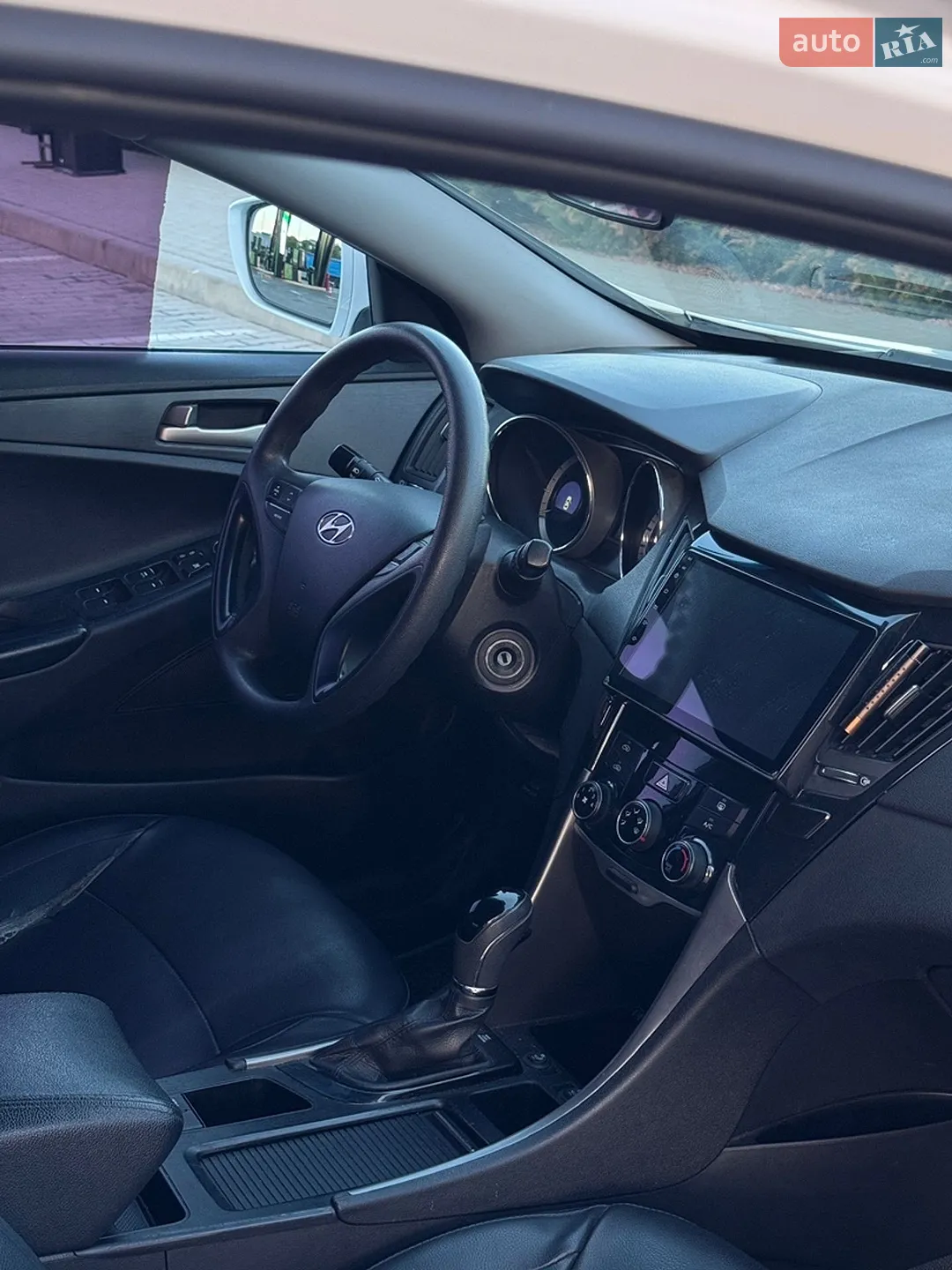 2014 Hyundai Sonata - мініатюра 19