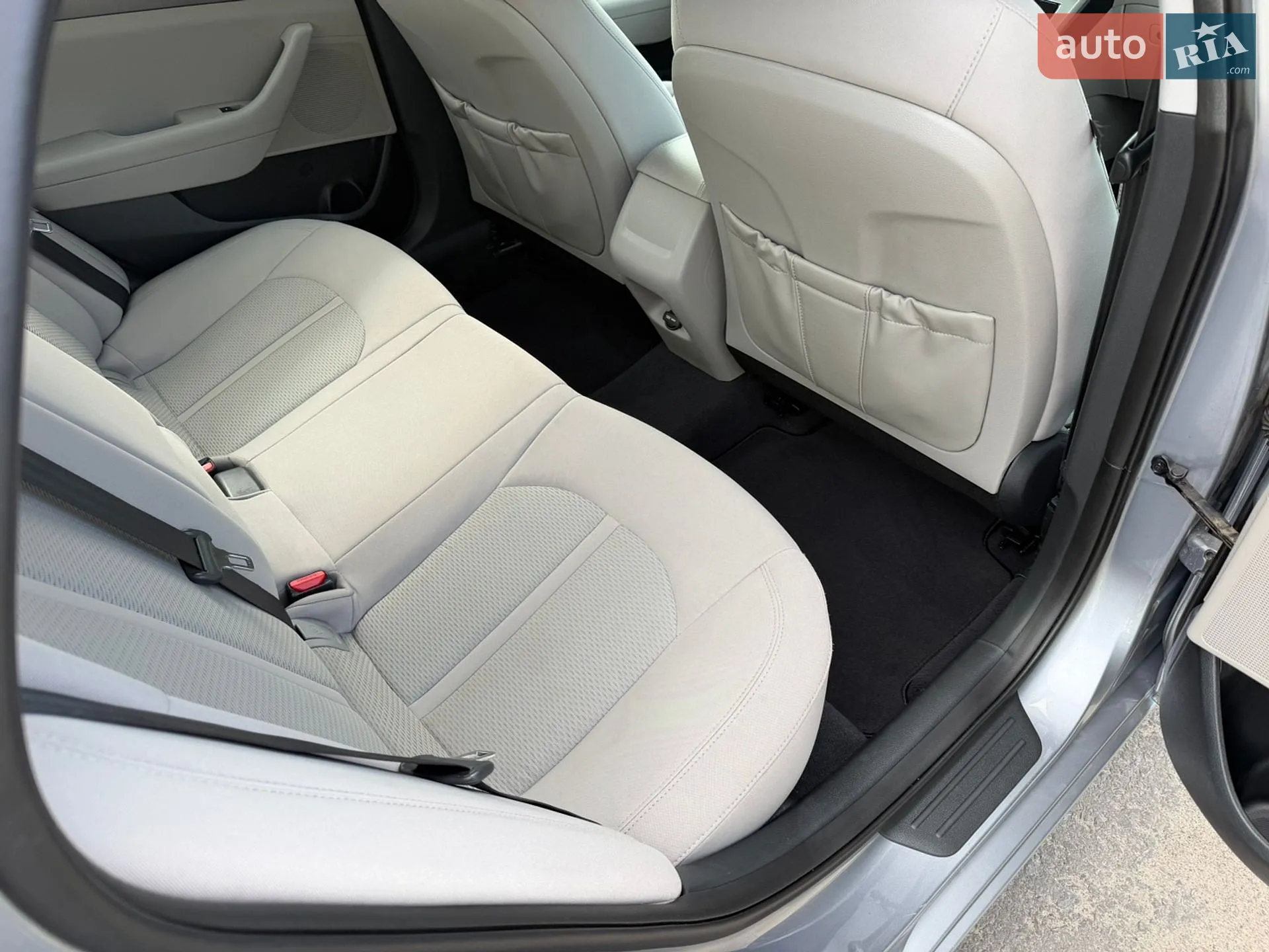 2016 Hyundai Sonata - мініатюра 32