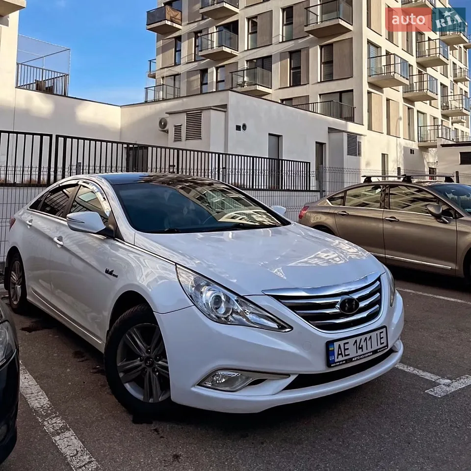 2013 Hyundai Sonata - мініатюра 13