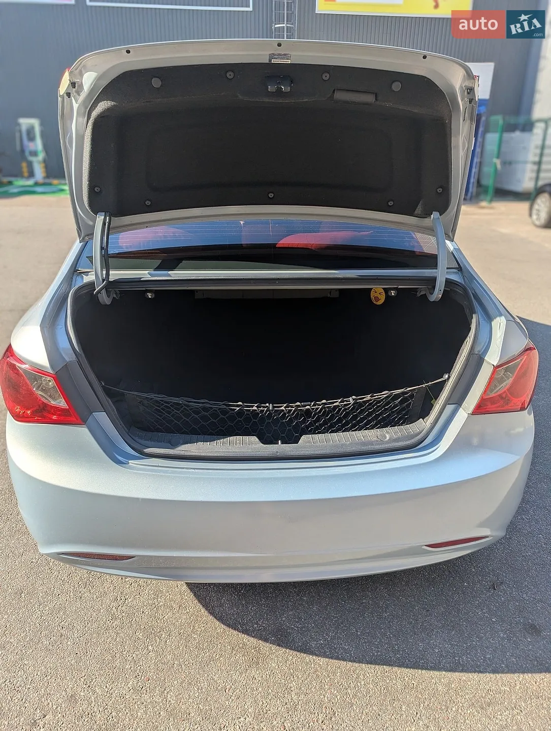 2011 Hyundai Sonata - мініатюра 11