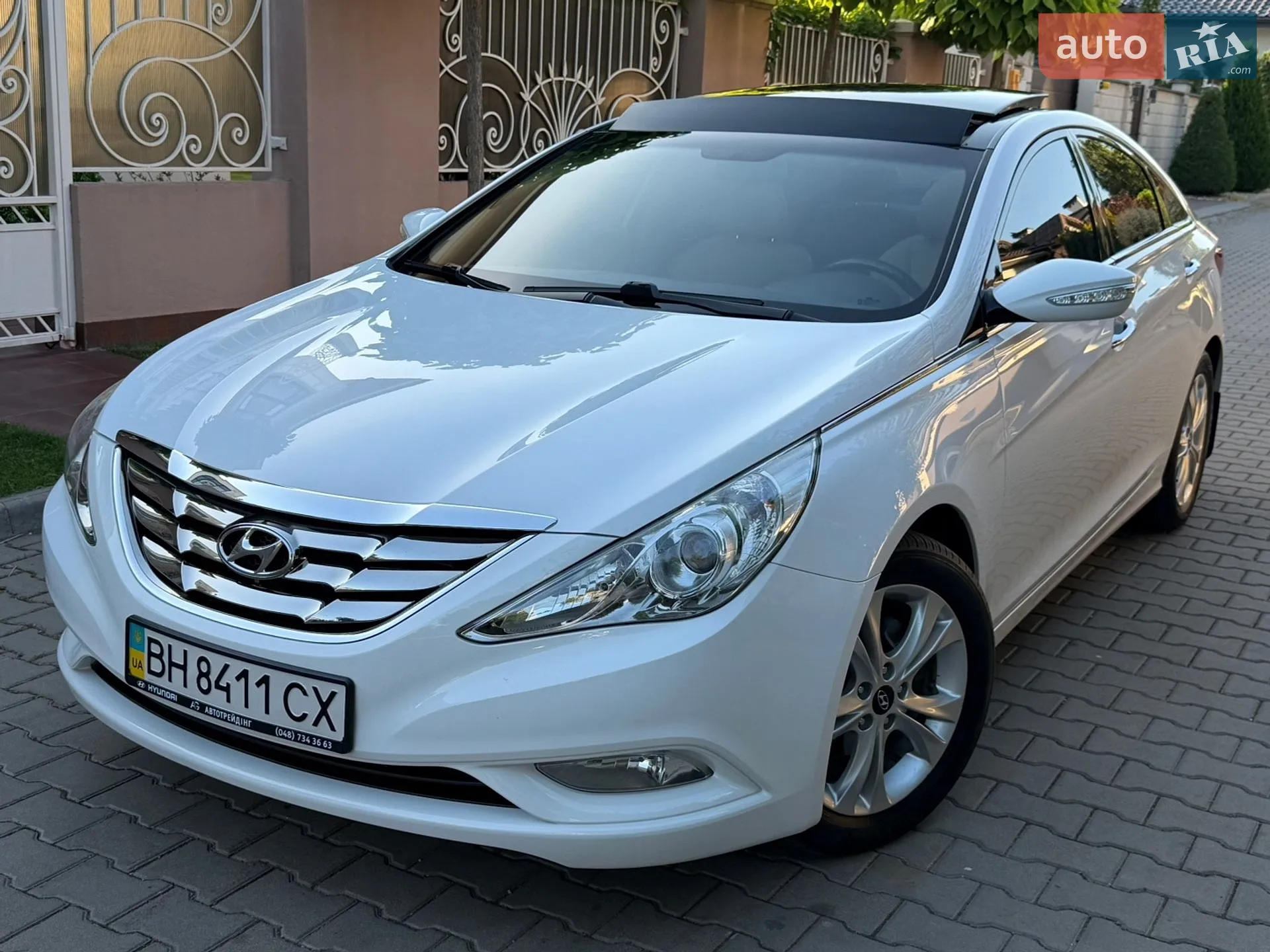 2010 Hyundai Sonata - мініатюра 26