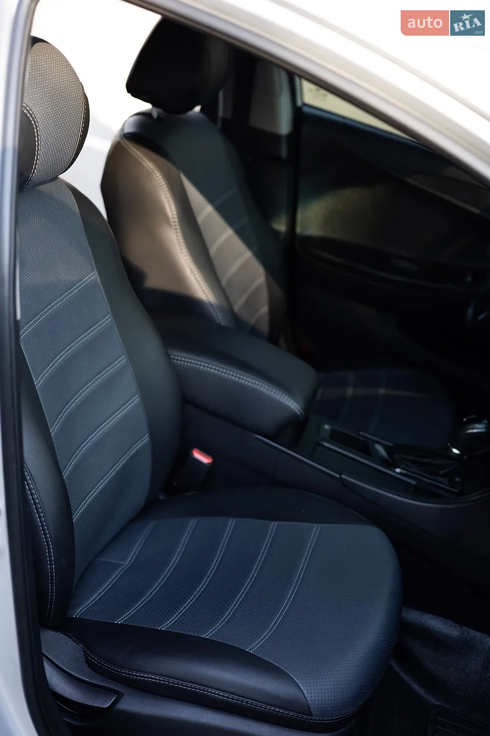 2013 Hyundai Sonata - мініатюра 24