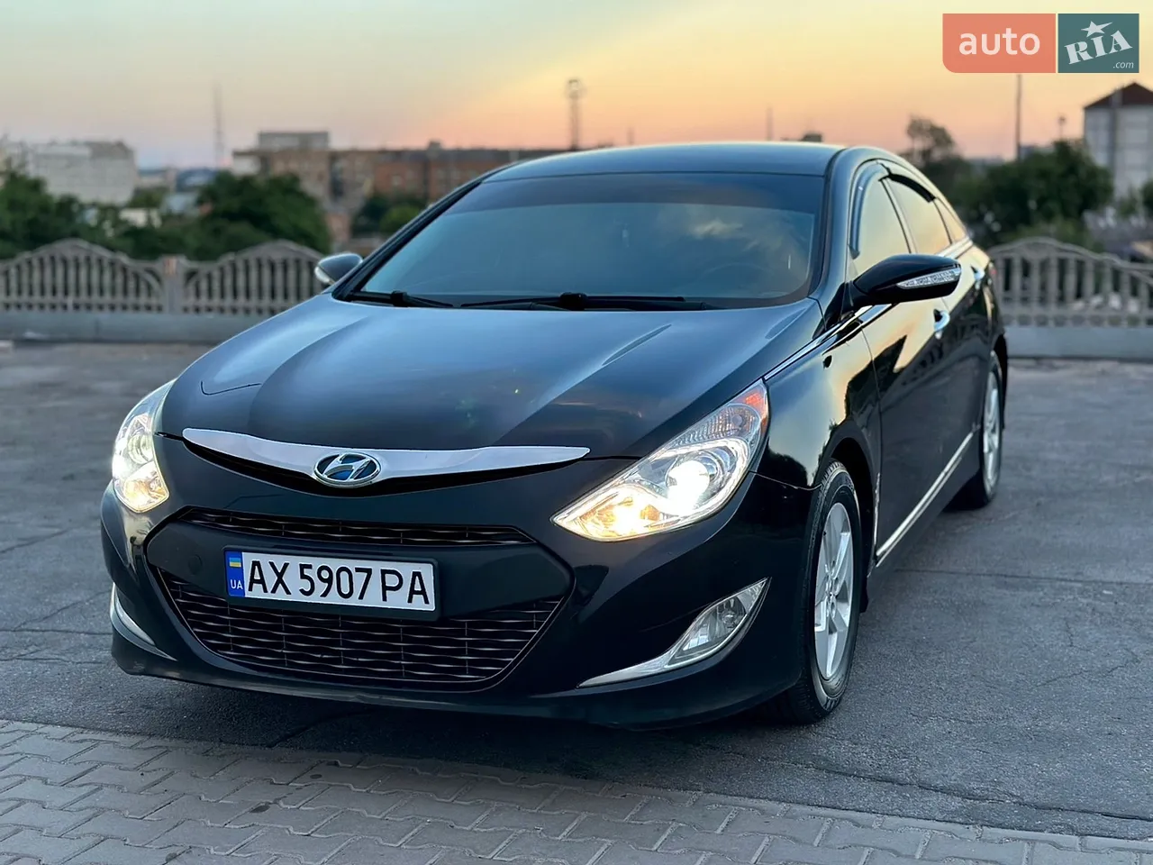 2010 Hyundai Sonata - мініатюра 8
