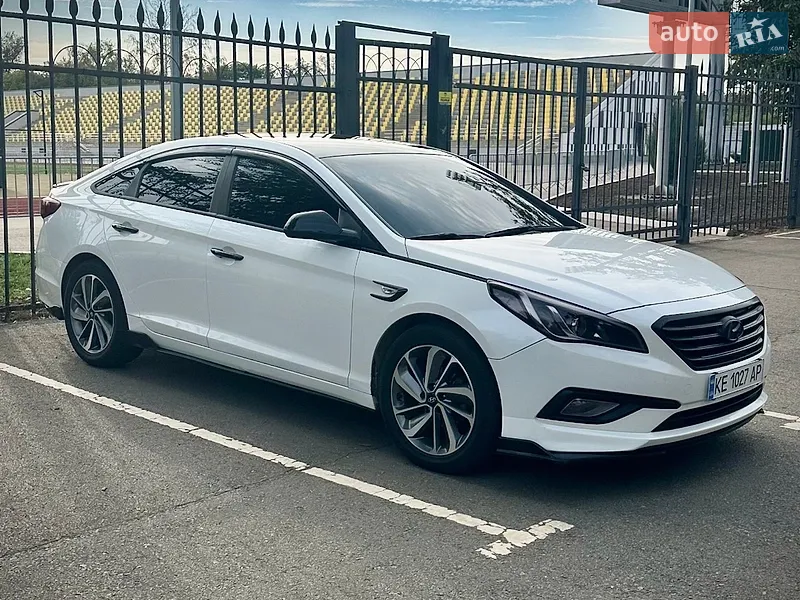 Hyundai Sonata 2015 VIN KMHE341DBFA122153 фото оголошення 2 з 49