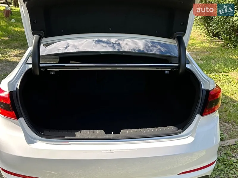 Hyundai Sonata 2015 VIN 5NPE24AF0GH264018 фото оголошення 29 з 86