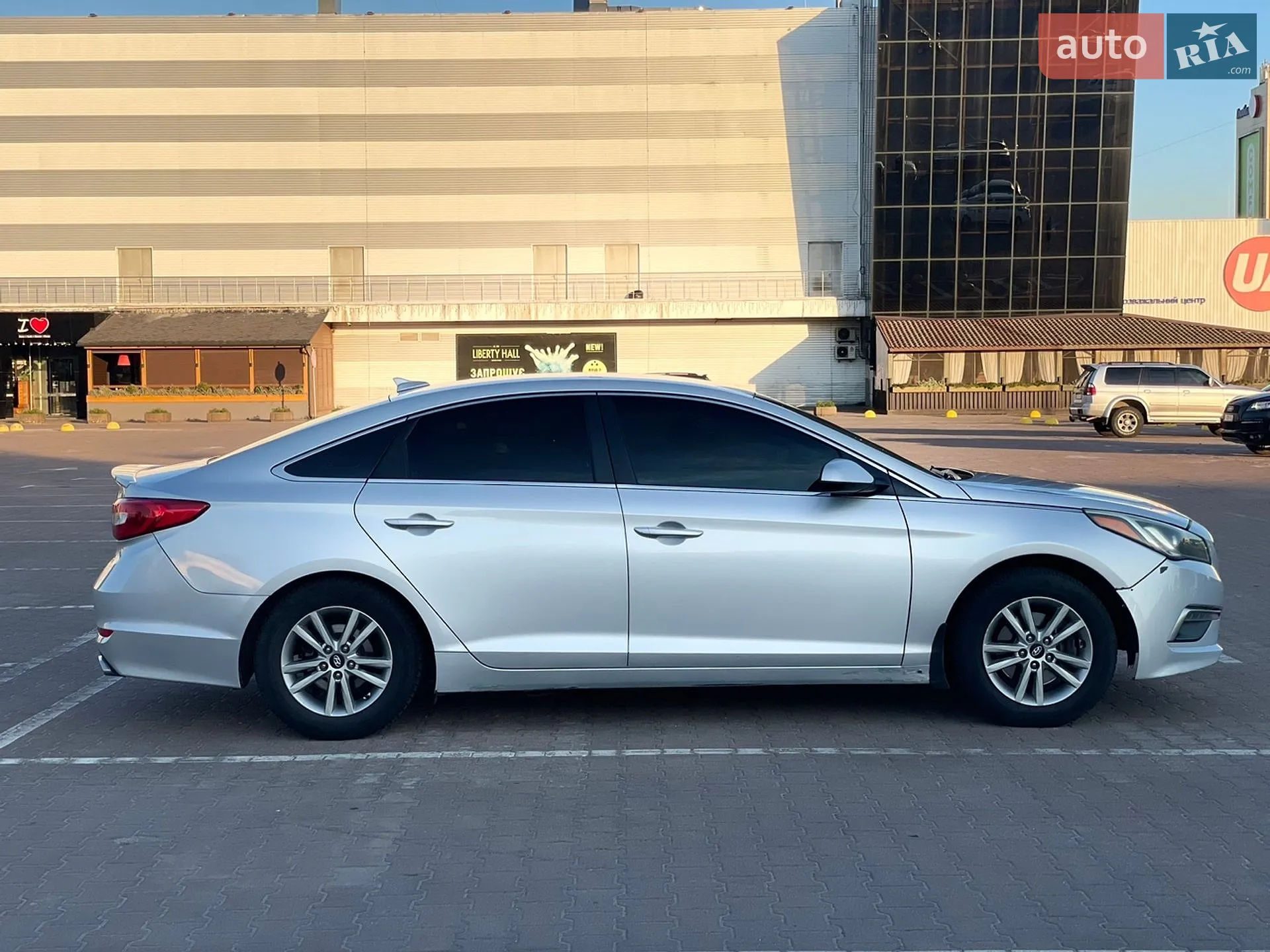 2015 Hyundai Sonata - мініатюра 4