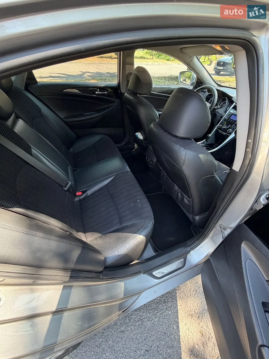 2011 Hyundai Sonata - мініатюра 7