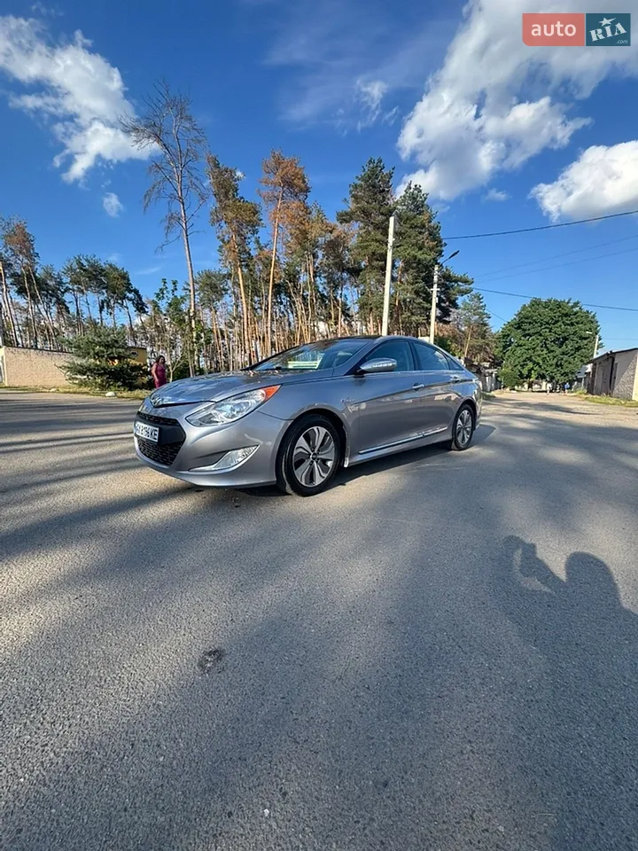 2013 Hyundai Sonata - мініатюра 12