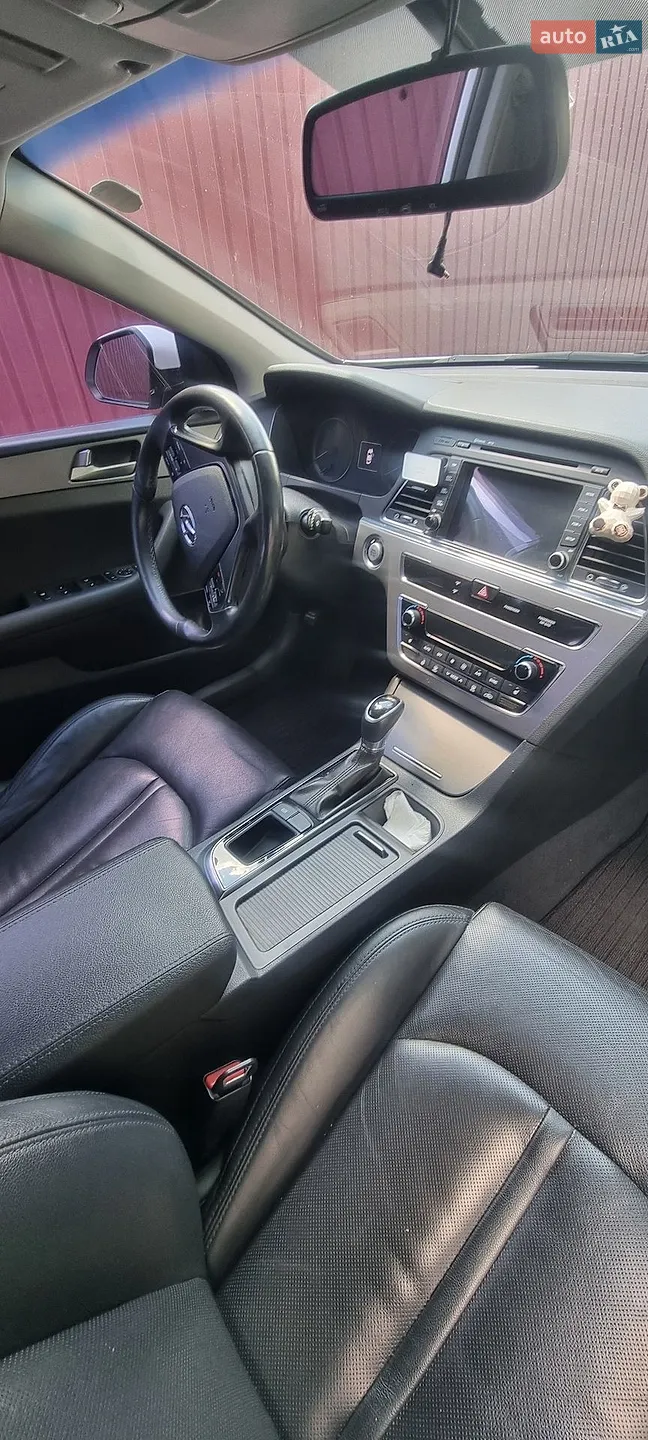 2017 Hyundai Sonata - мініатюра 8