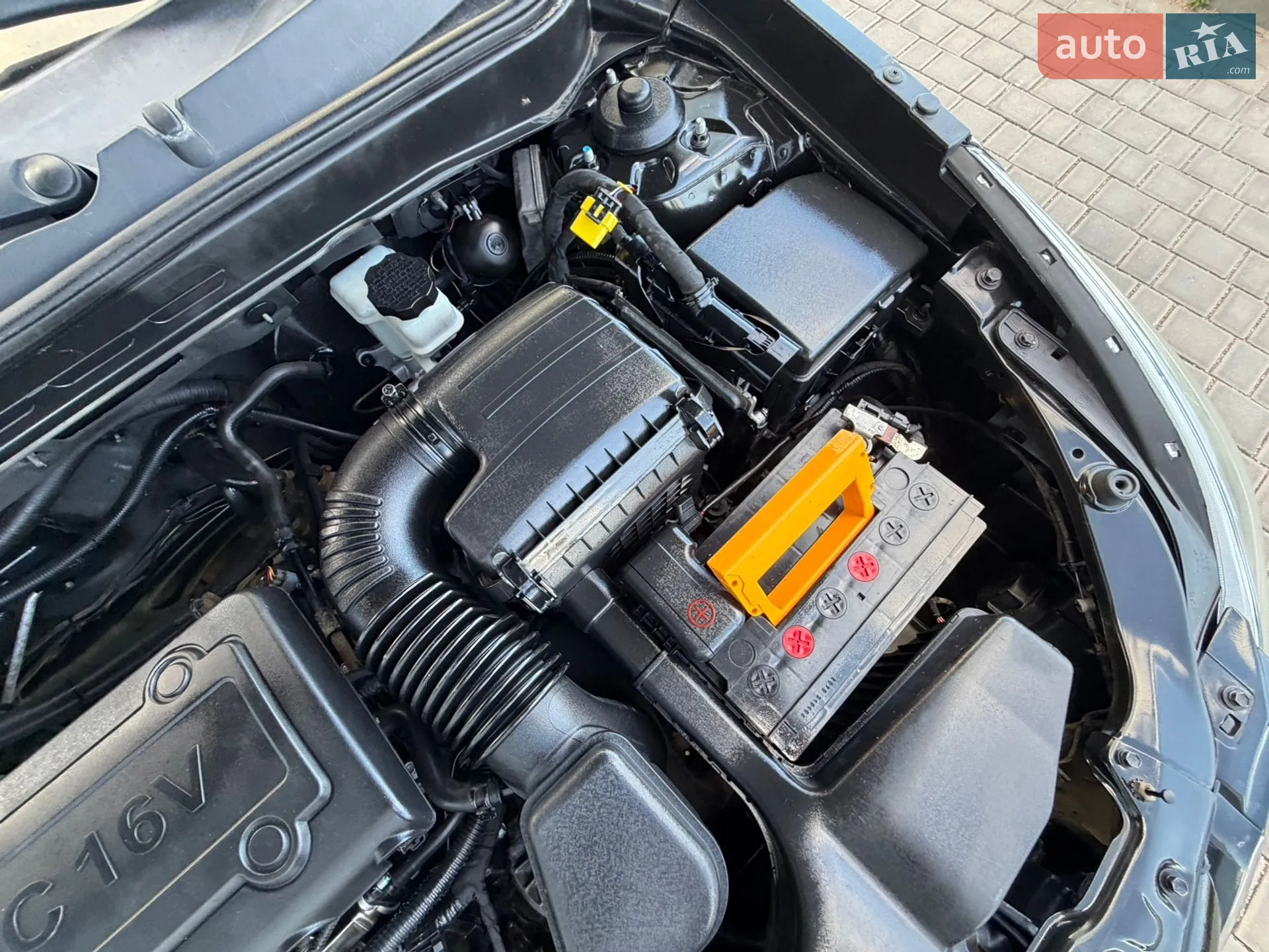 2010 Hyundai Sonata - мініатюра 83