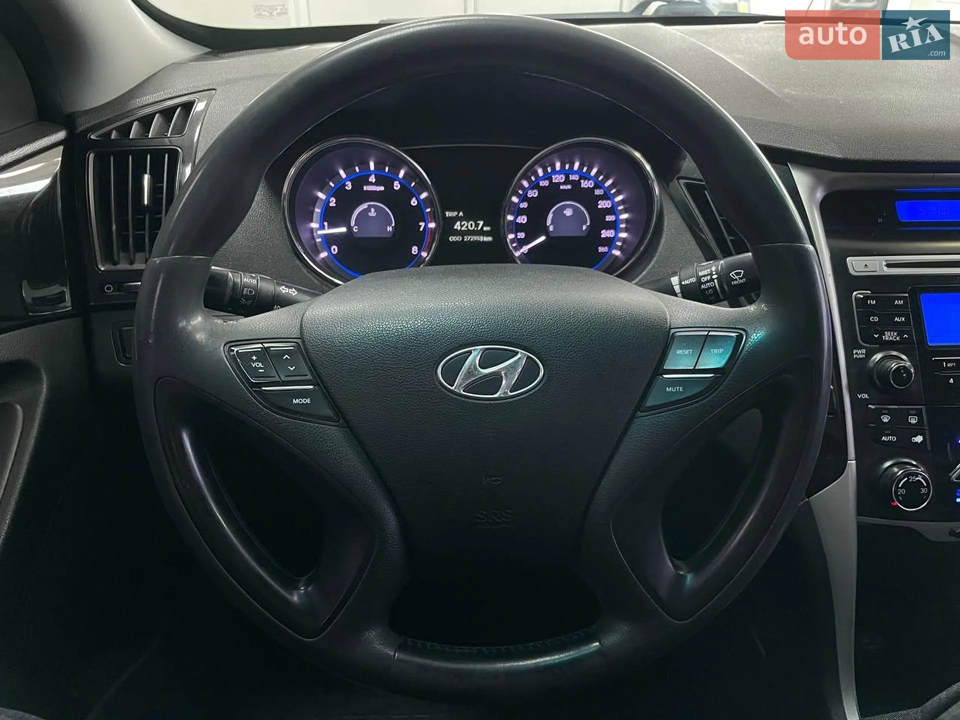 2010 Hyundai Sonata - мініатюра 20