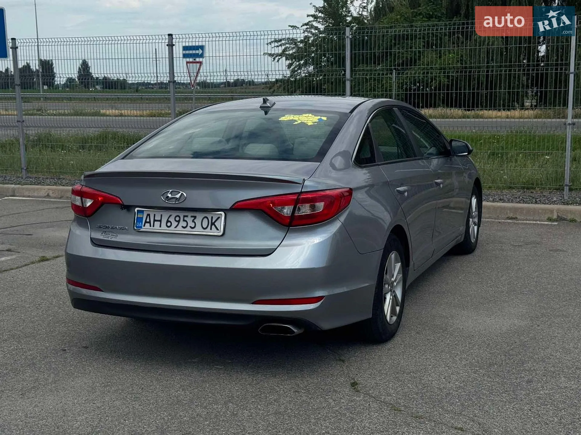2015 Hyundai Sonata - мініатюра 9