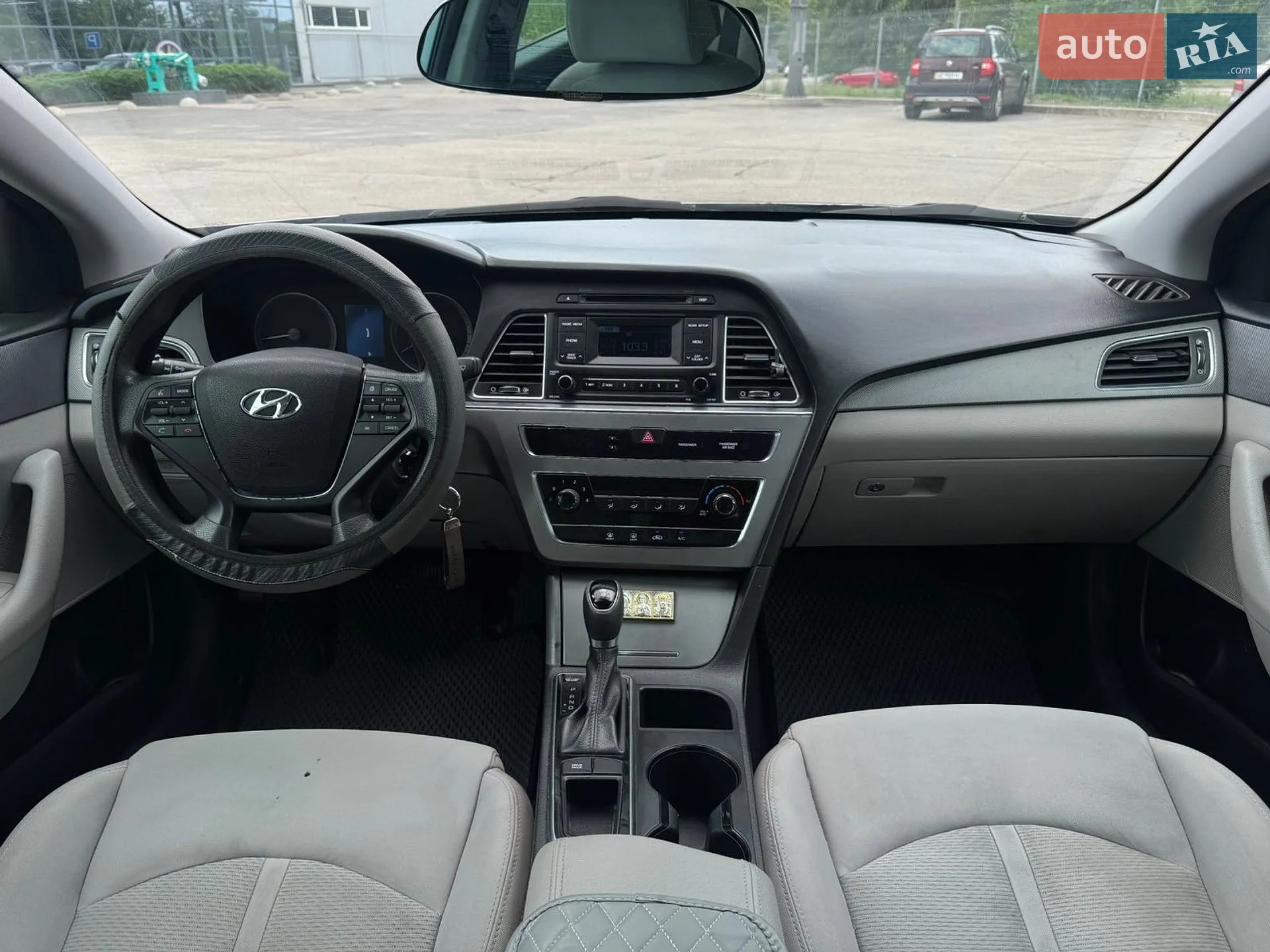 2015 Hyundai Sonata - мініатюра 16