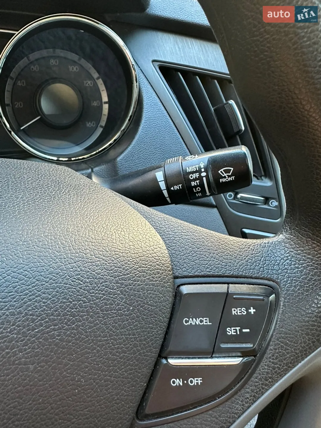 2012 Hyundai Sonata - мініатюра 23