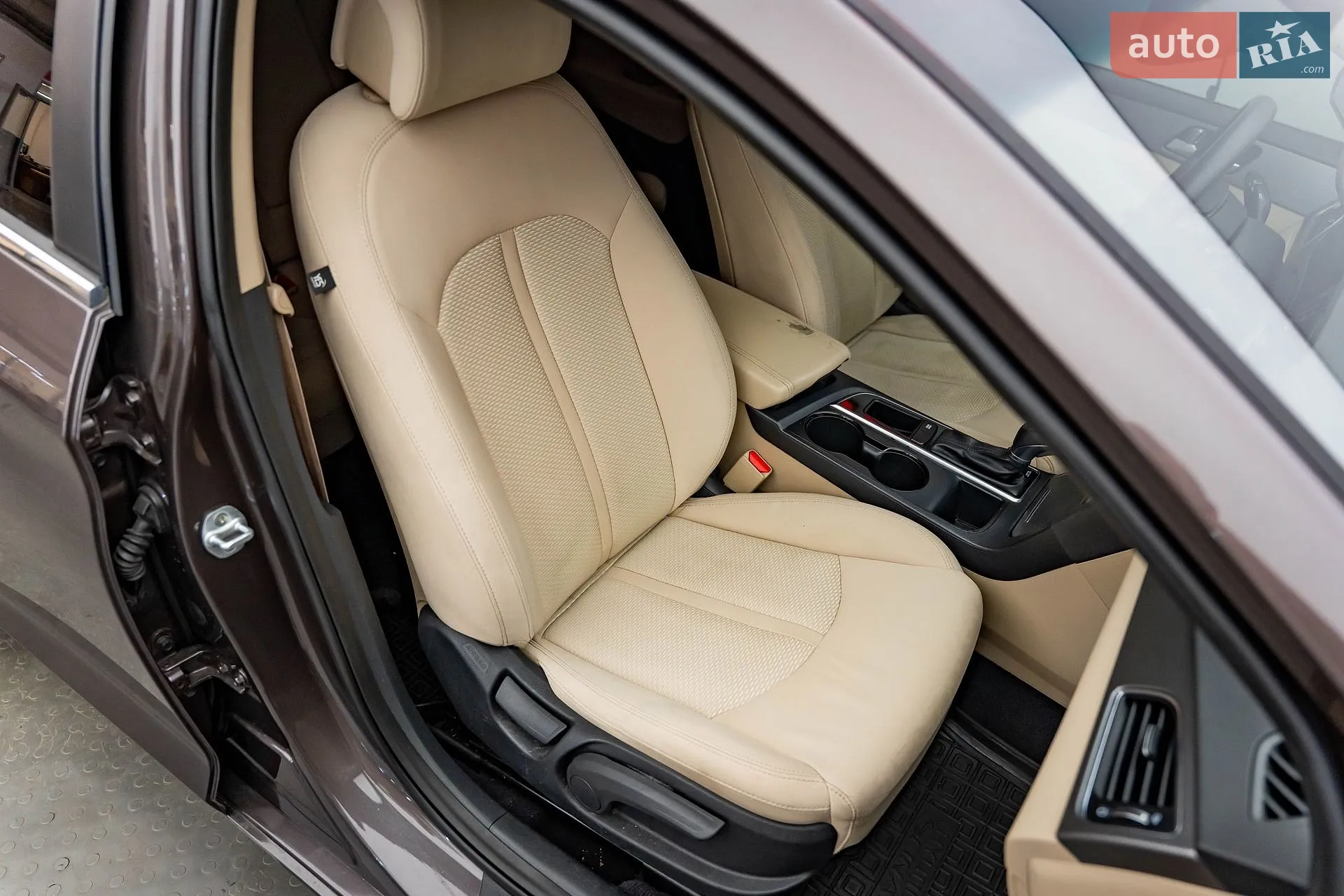 2016 Hyundai Sonata - мініатюра 20
