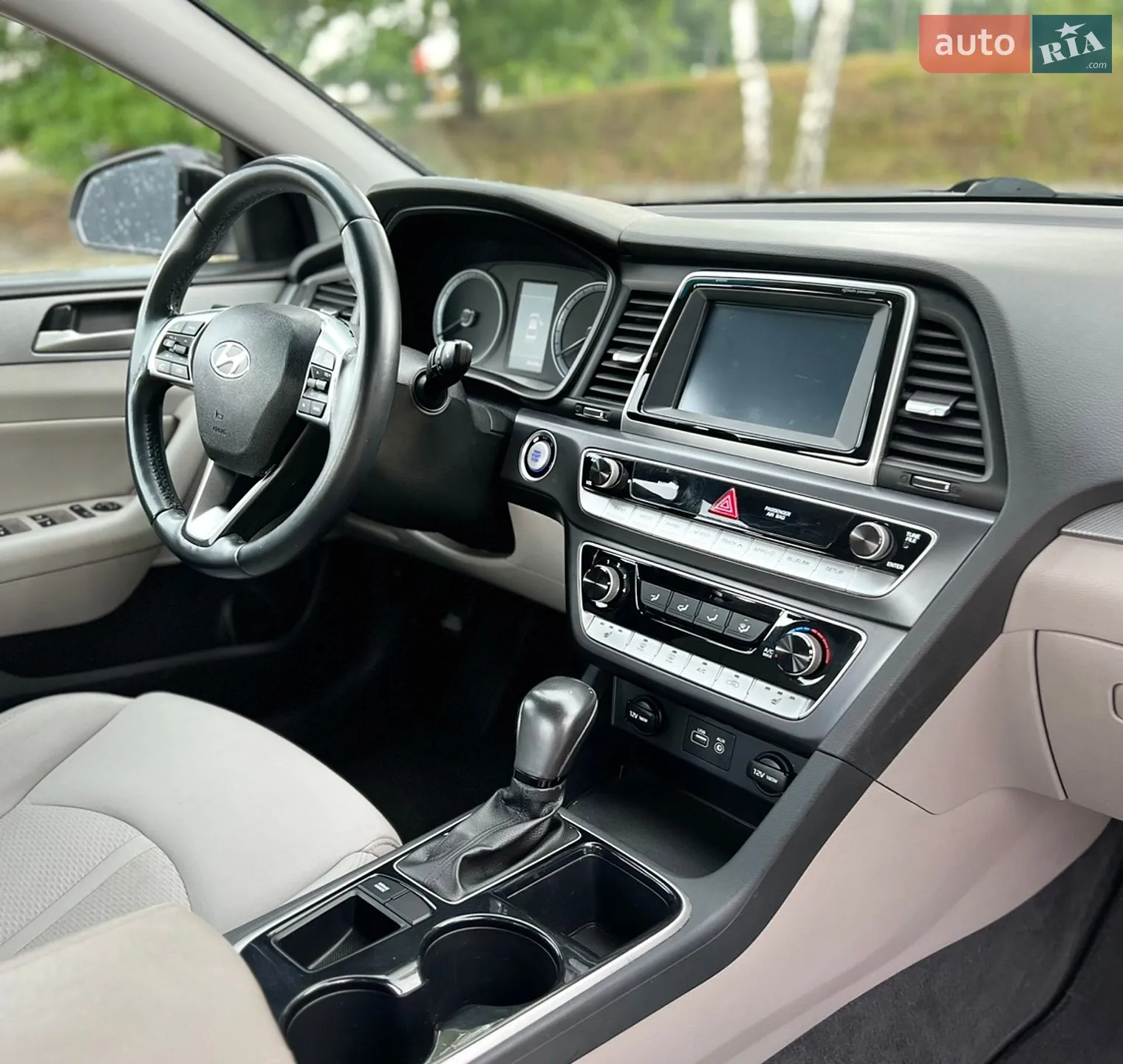 2017 Hyundai Sonata - мініатюра 31