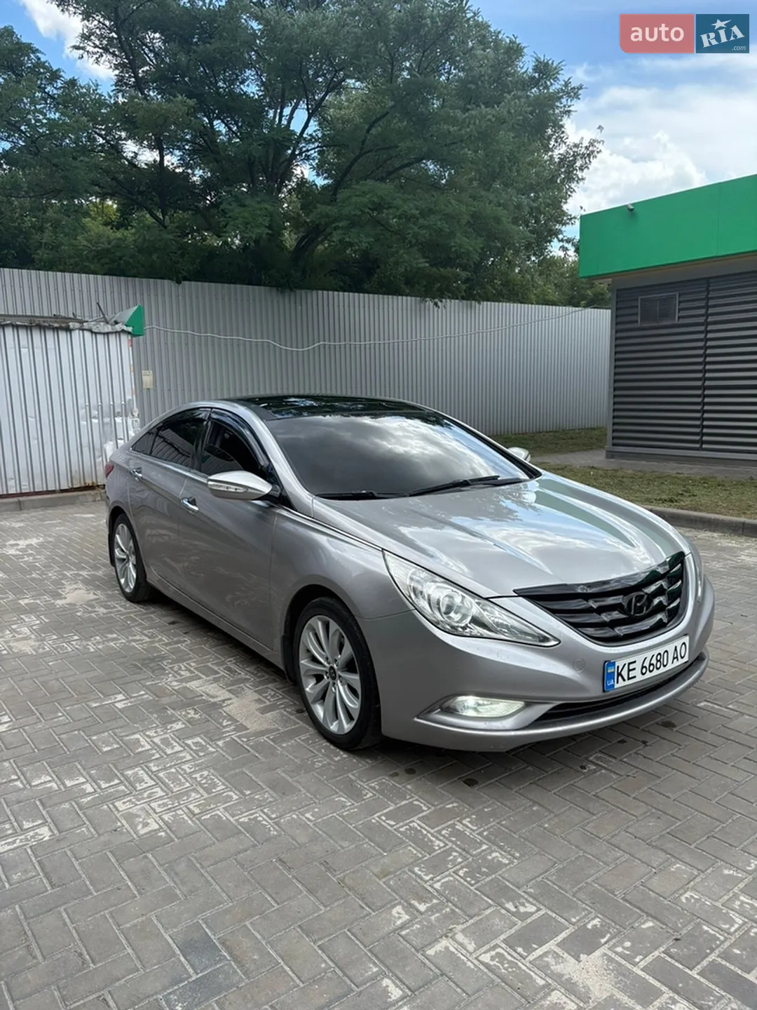 2010 Hyundai Sonata - мініатюра 2