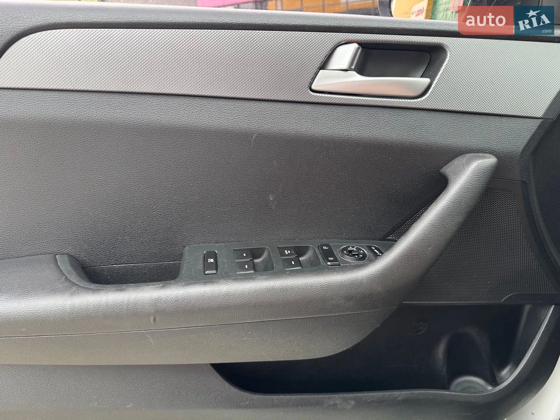 Hyundai Sonata 2016 VIN KMHE341DBGA224220 фото оголошення 19 з 23