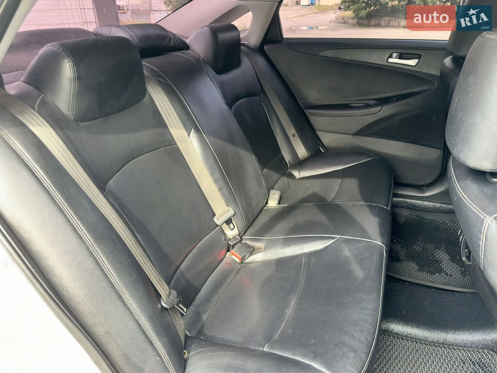 2013 Hyundai Sonata - мініатюра 11