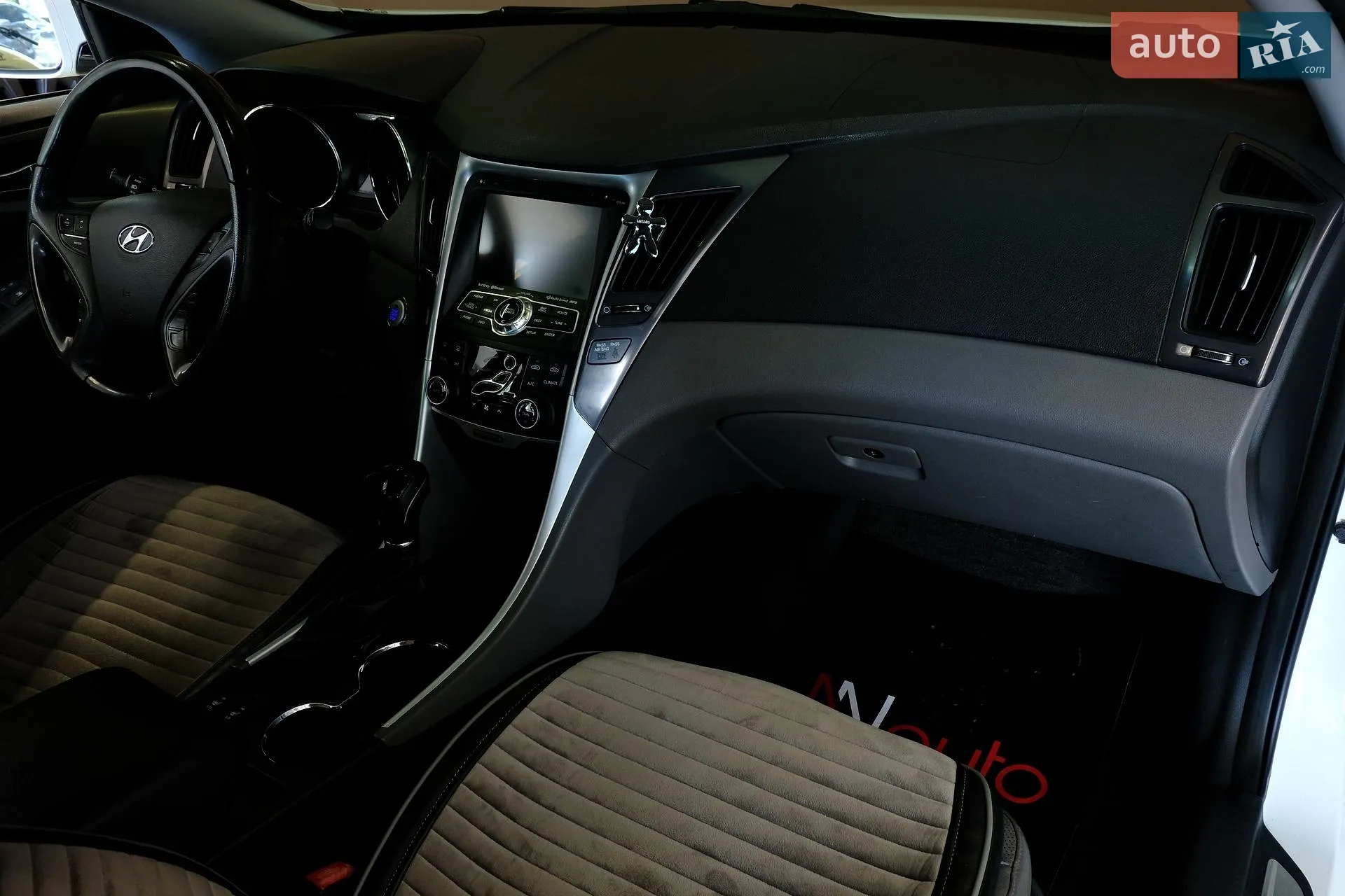 2012 Hyundai Sonata - мініатюра 42