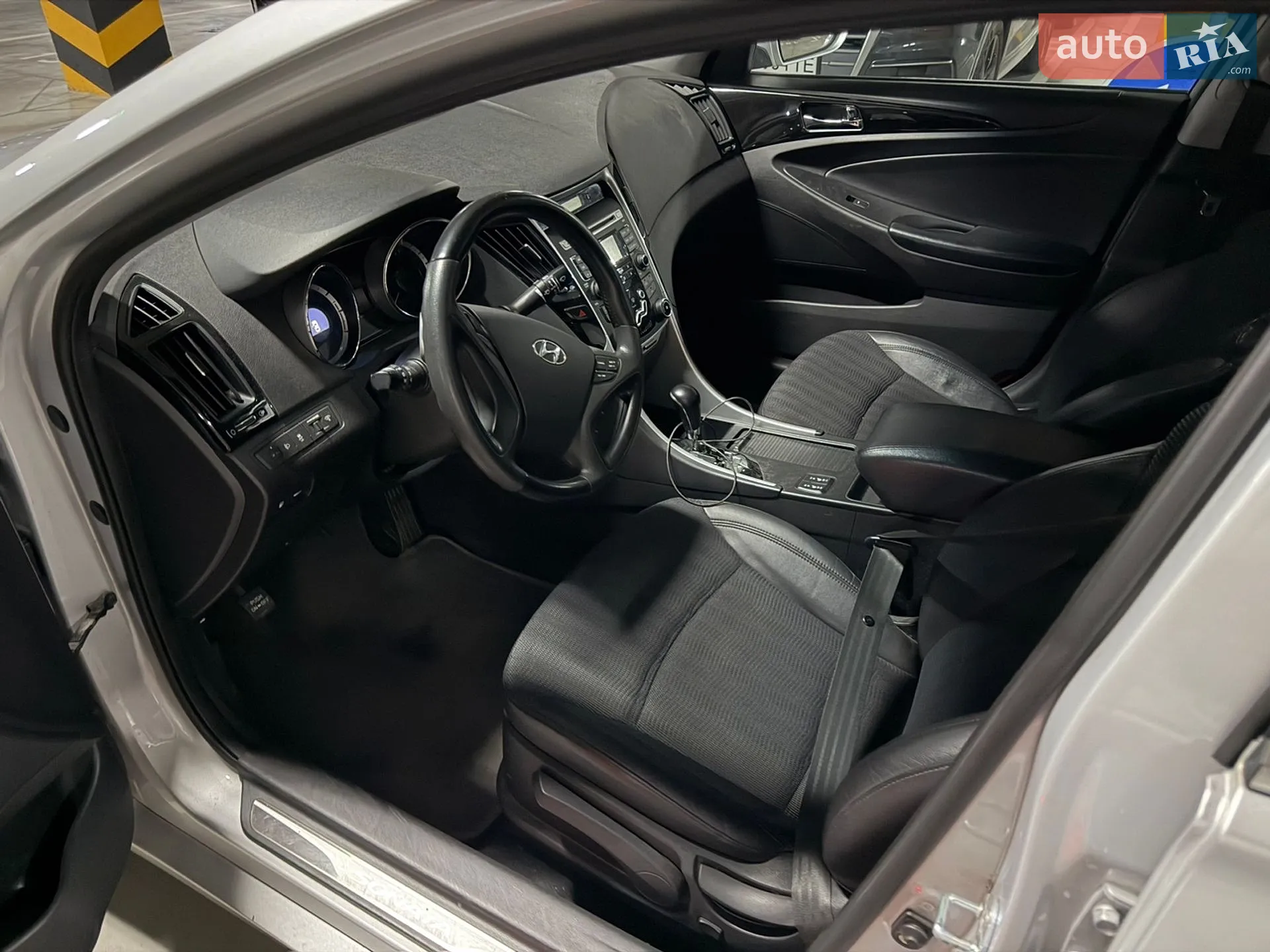 2011 Hyundai Sonata - мініатюра 8