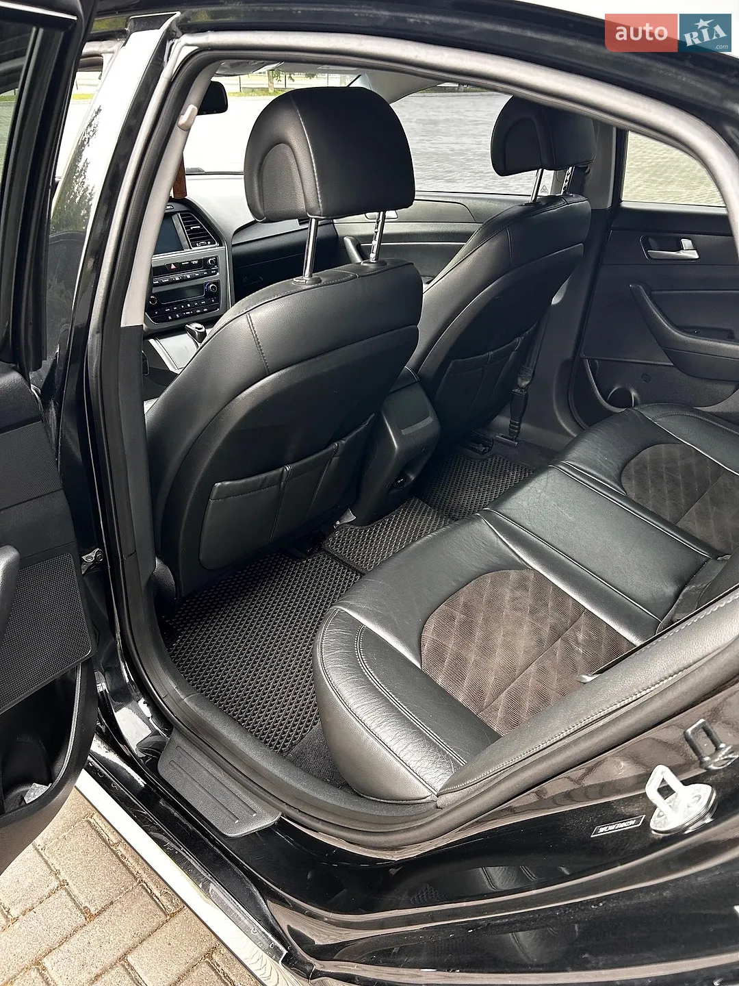2014 Hyundai Sonata - мініатюра 16