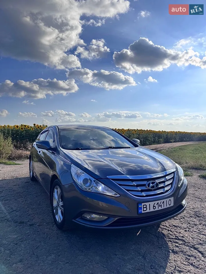 2010 Hyundai Sonata - мініатюра 41