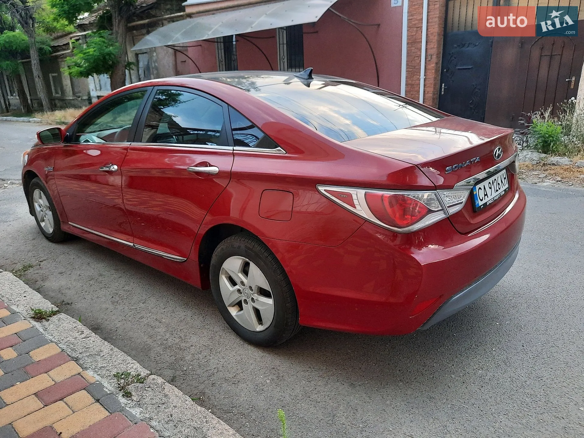 2011 Hyundai Sonata - мініатюра 2